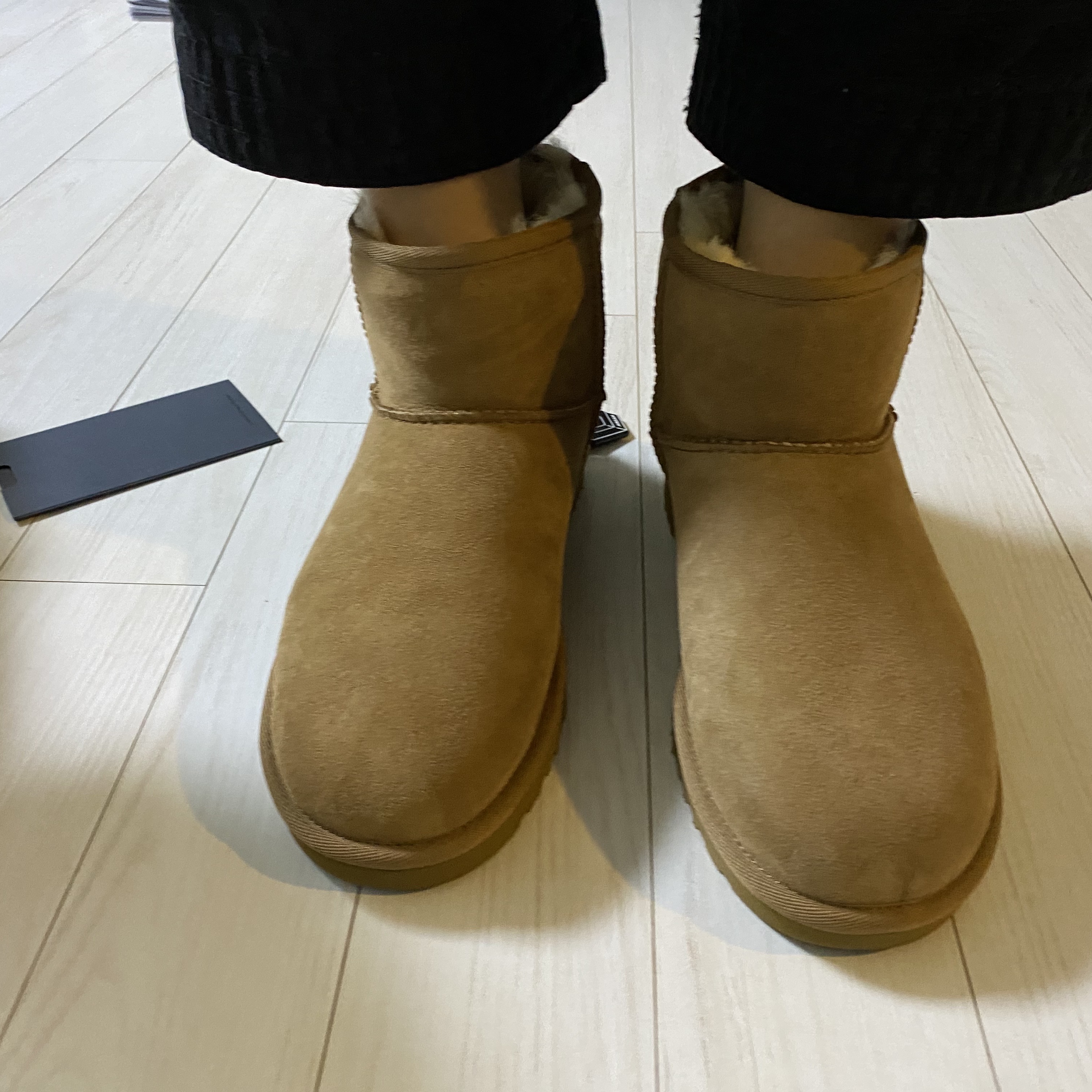 (W) UGG Classic Mini II Boots Chestnut 착용 스타일 - 1