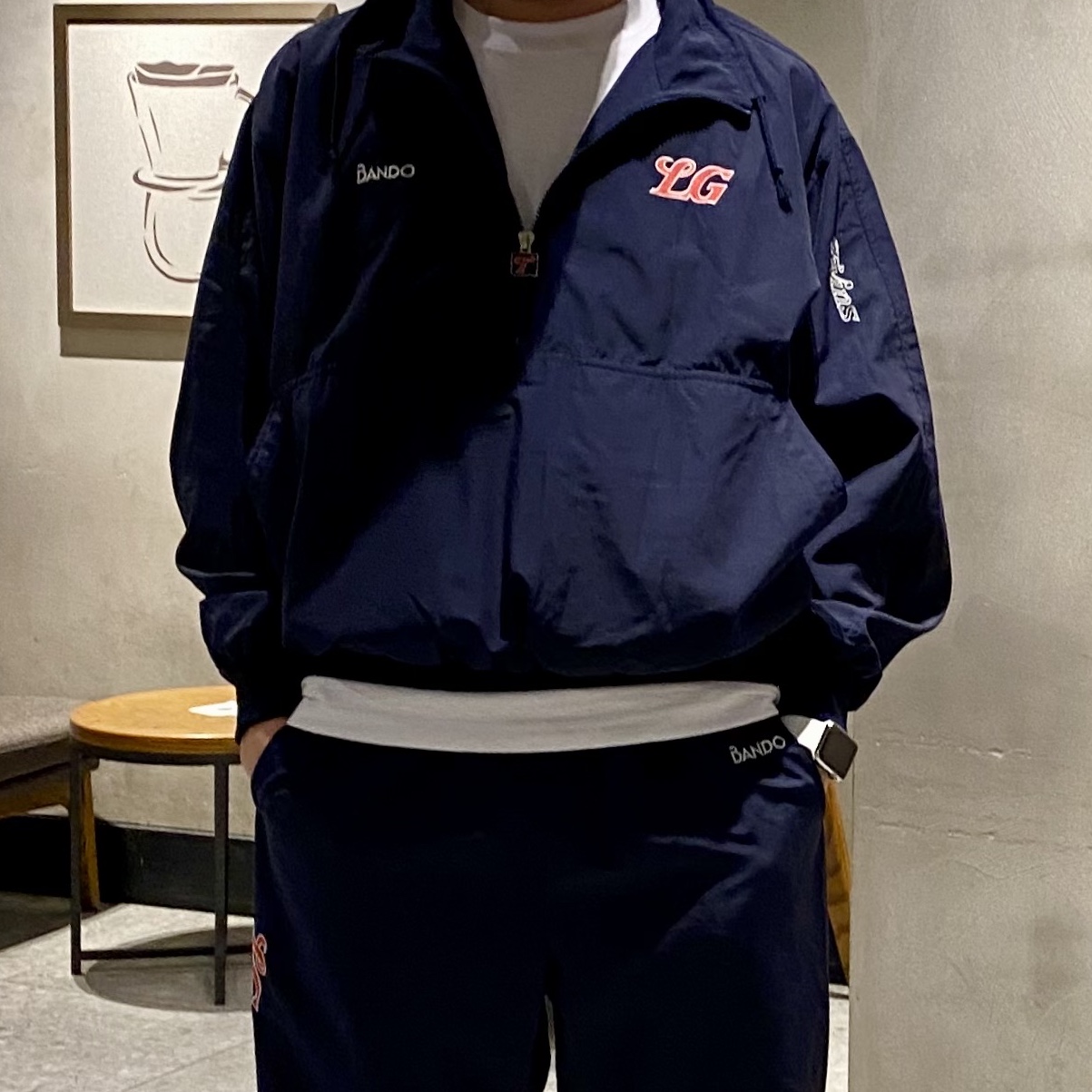 Nike x Stussy Air Zoom Spiridon Cage 2 Fossil, Apple Watch Series 8 45mm Cellular Silver Stainless Steel Case with Sport Band White (Korean Ver.) 착용 스타일 - 9
