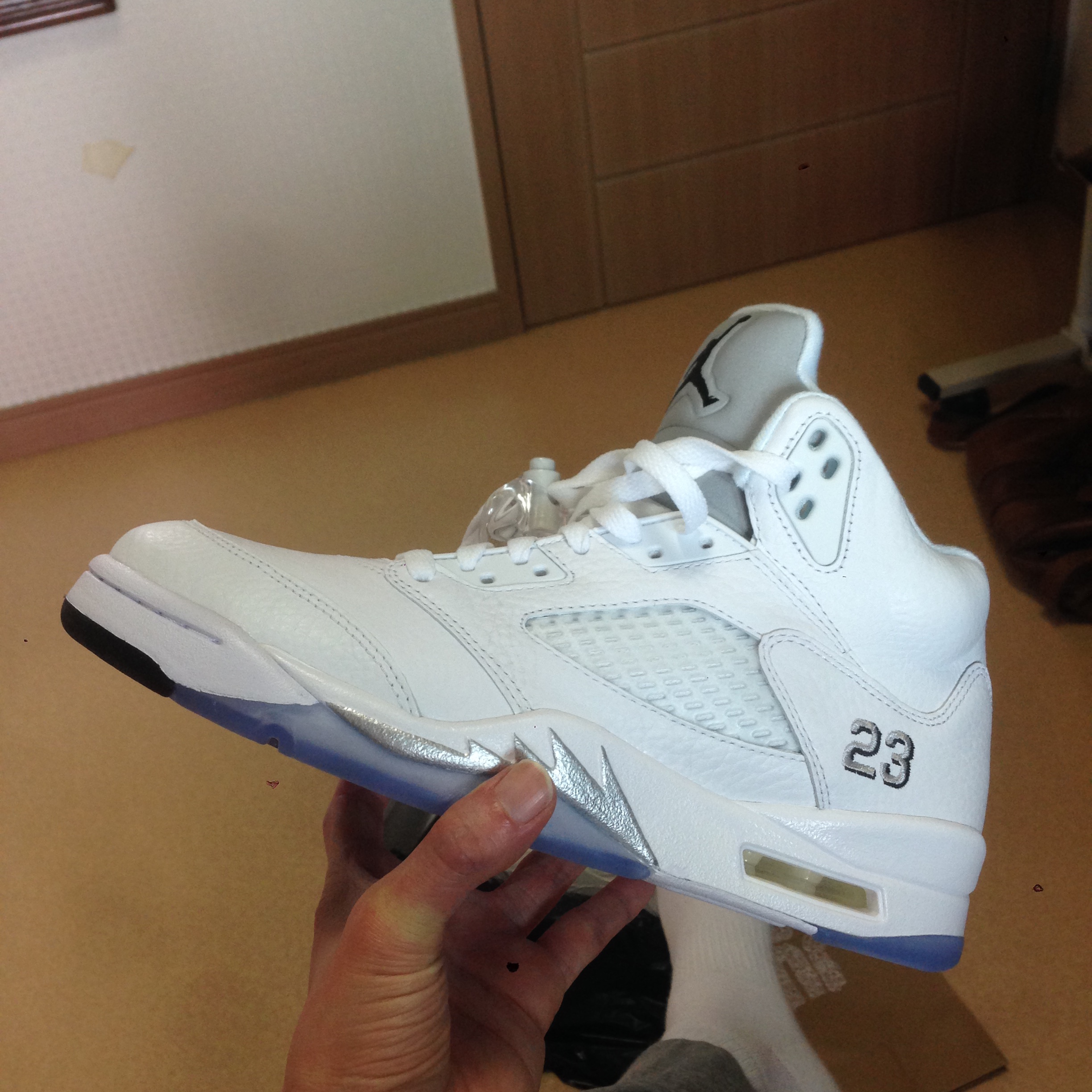 Jordan 5 Retro Metallic White 2015 착용 스타일
