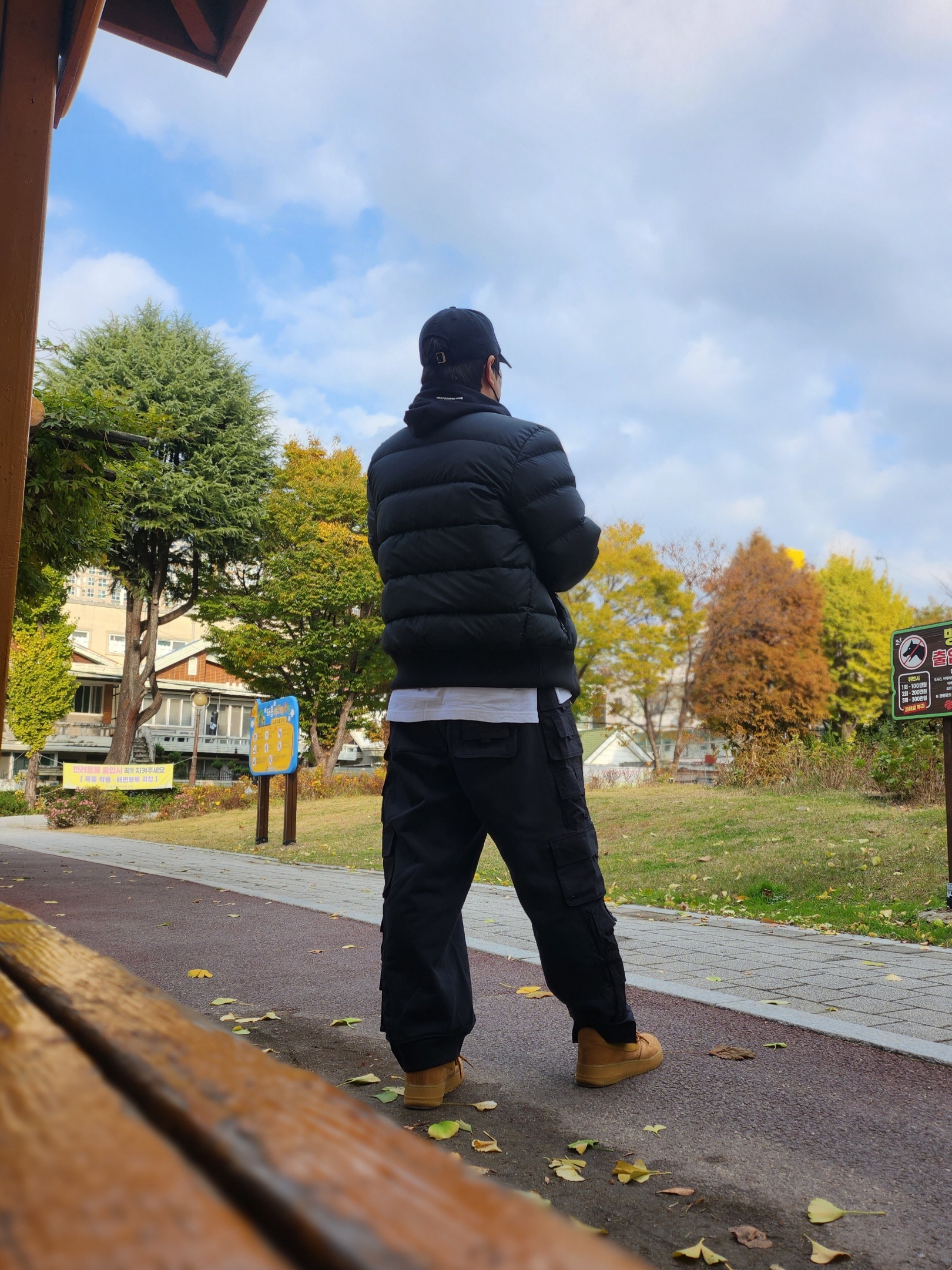 Nike Air Force 1 '07 WB Flax, Nike x Peaceminusone Wide Pants Black (DR0096-010) 착용 스타일 - 3