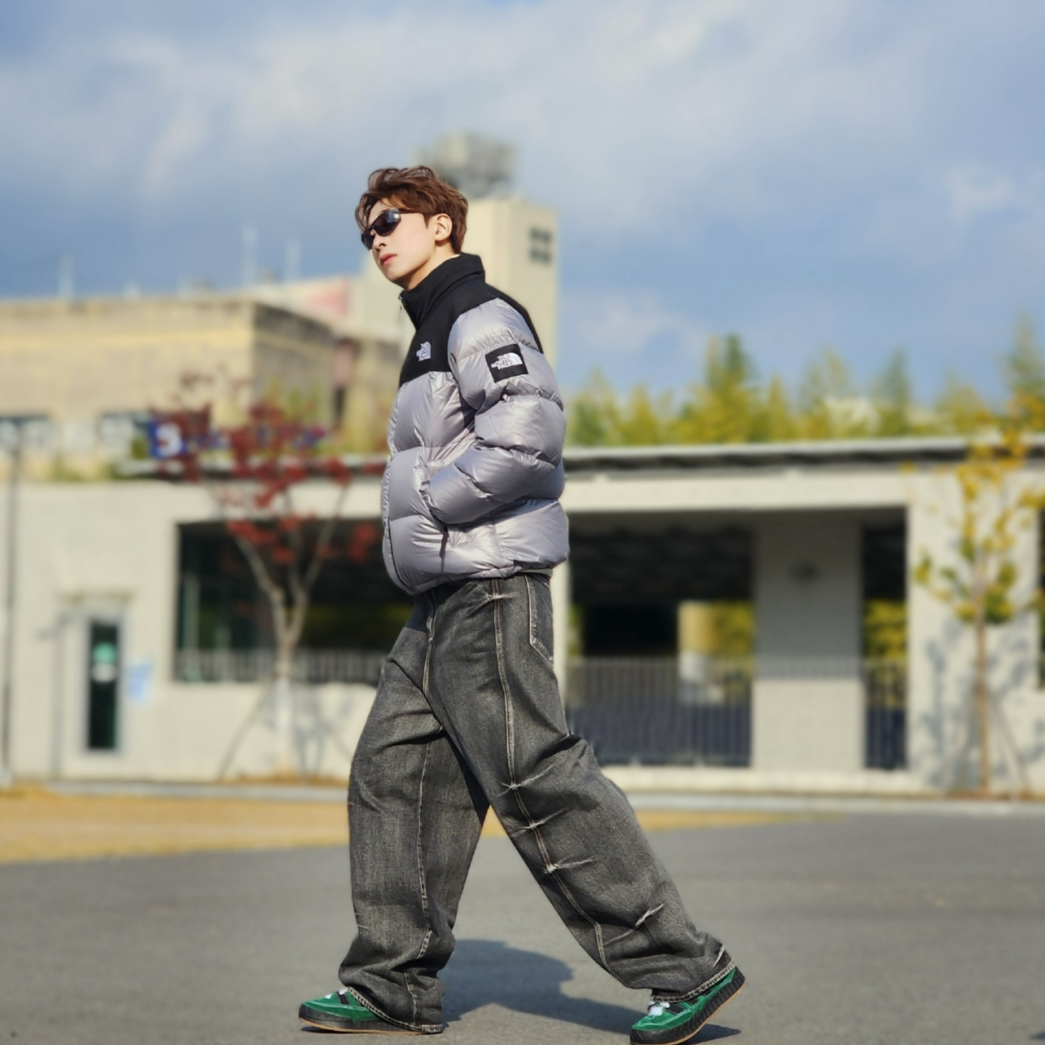 Adidas x YNuK Adimatic Dark Green Core Black, The North Face White Label Novelty Nuptse Down Jacket Heather Gray 착용 스타일 - 6