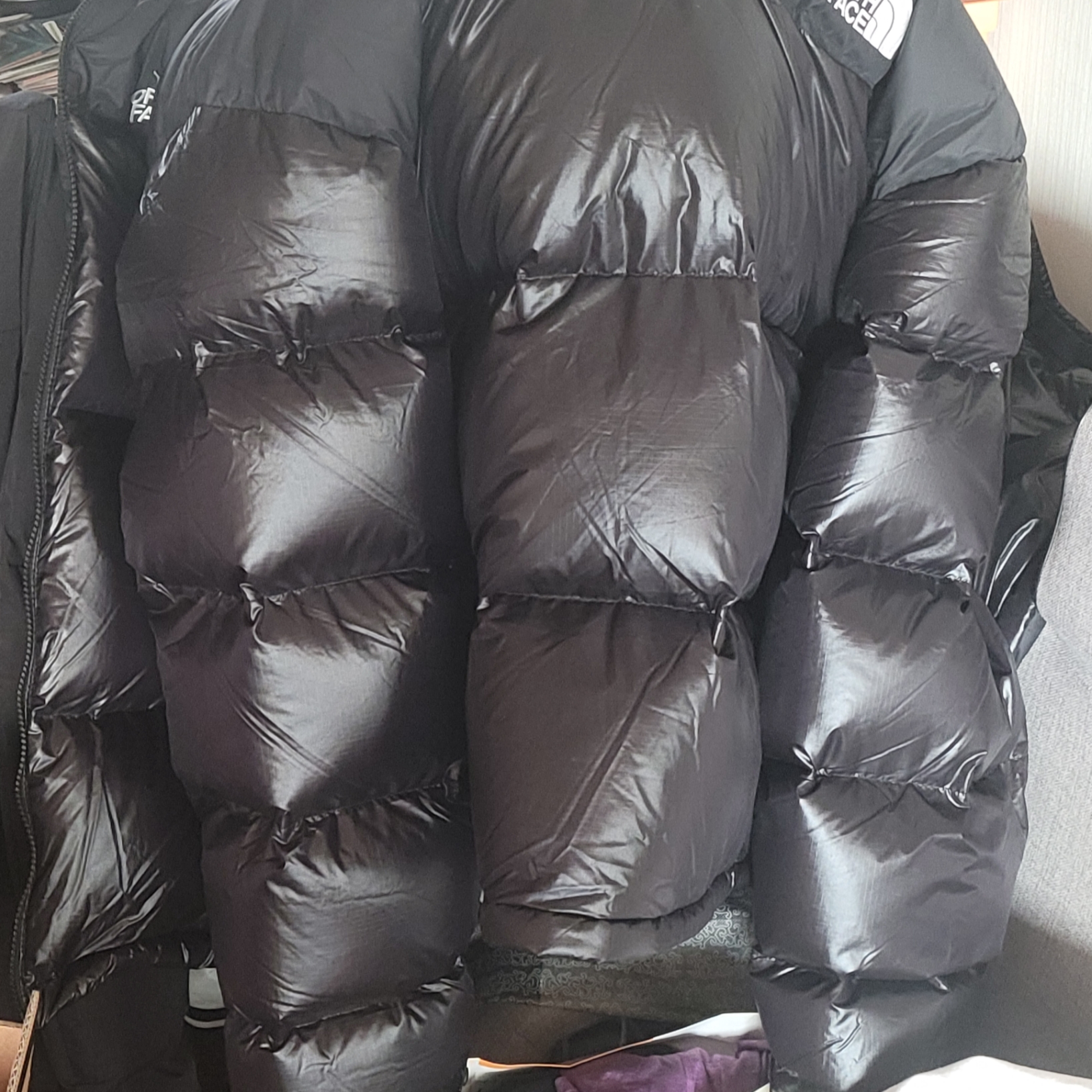 The North Face 1996 Eco Nuptse Jacket Real Black 착용 스타일