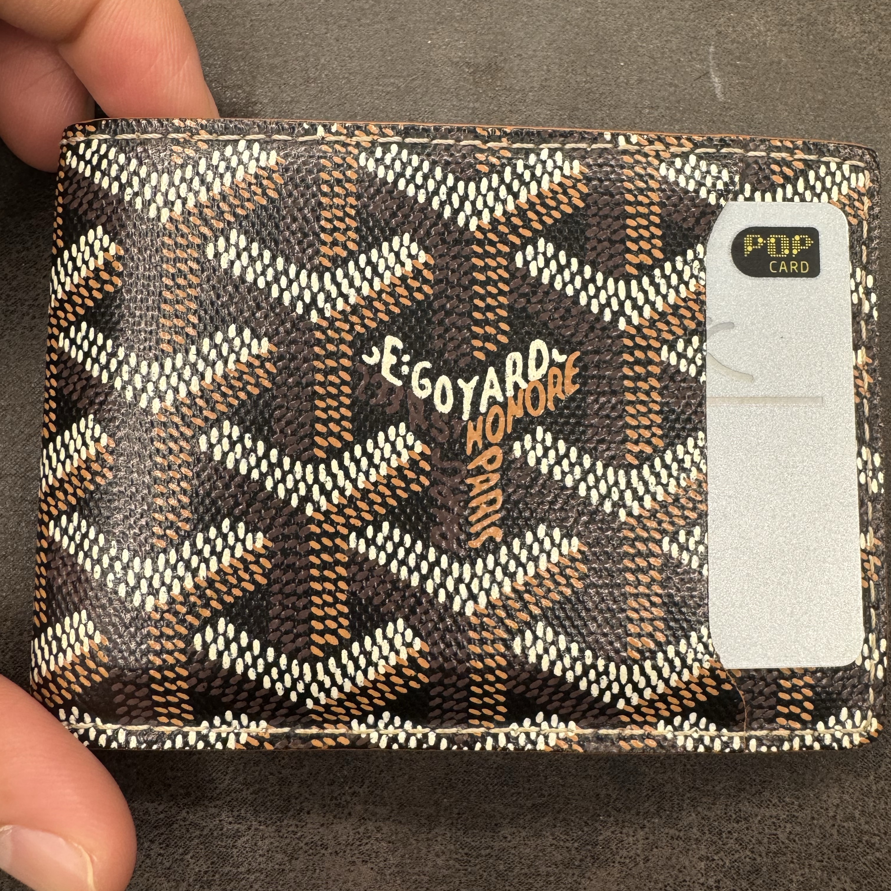 Goyard Insert Victoire Card Holder Black Tan 착용 스타일