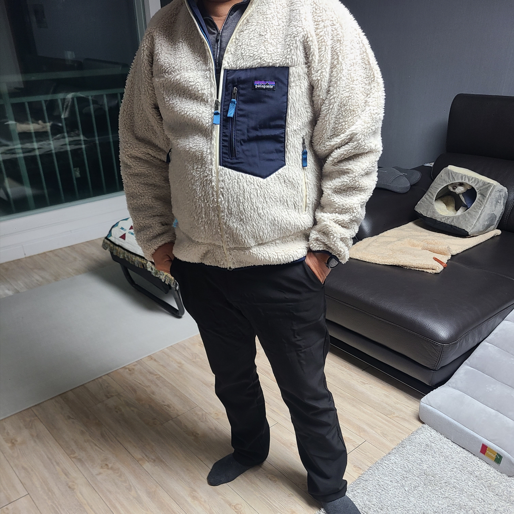 Patagonia Classic Retro-X Jacket Natural 착용 스타일 - 3