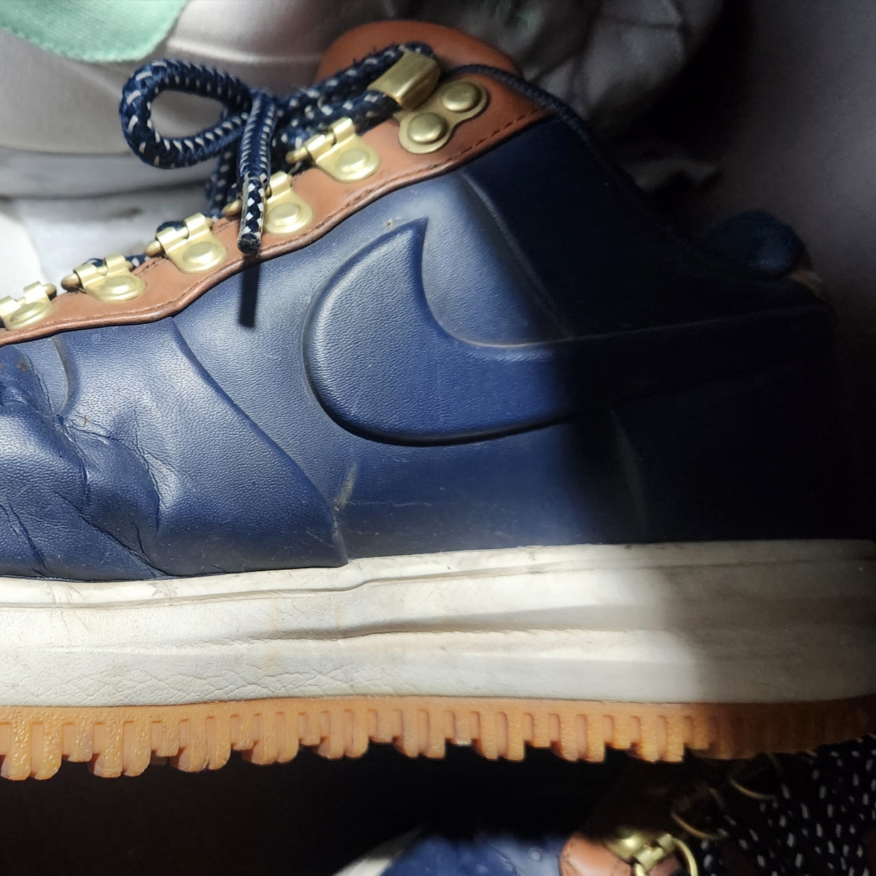 Nike Lunar Force 1 Duckboot Low Obsidian Saddle Brown 착용 스타일 - 2