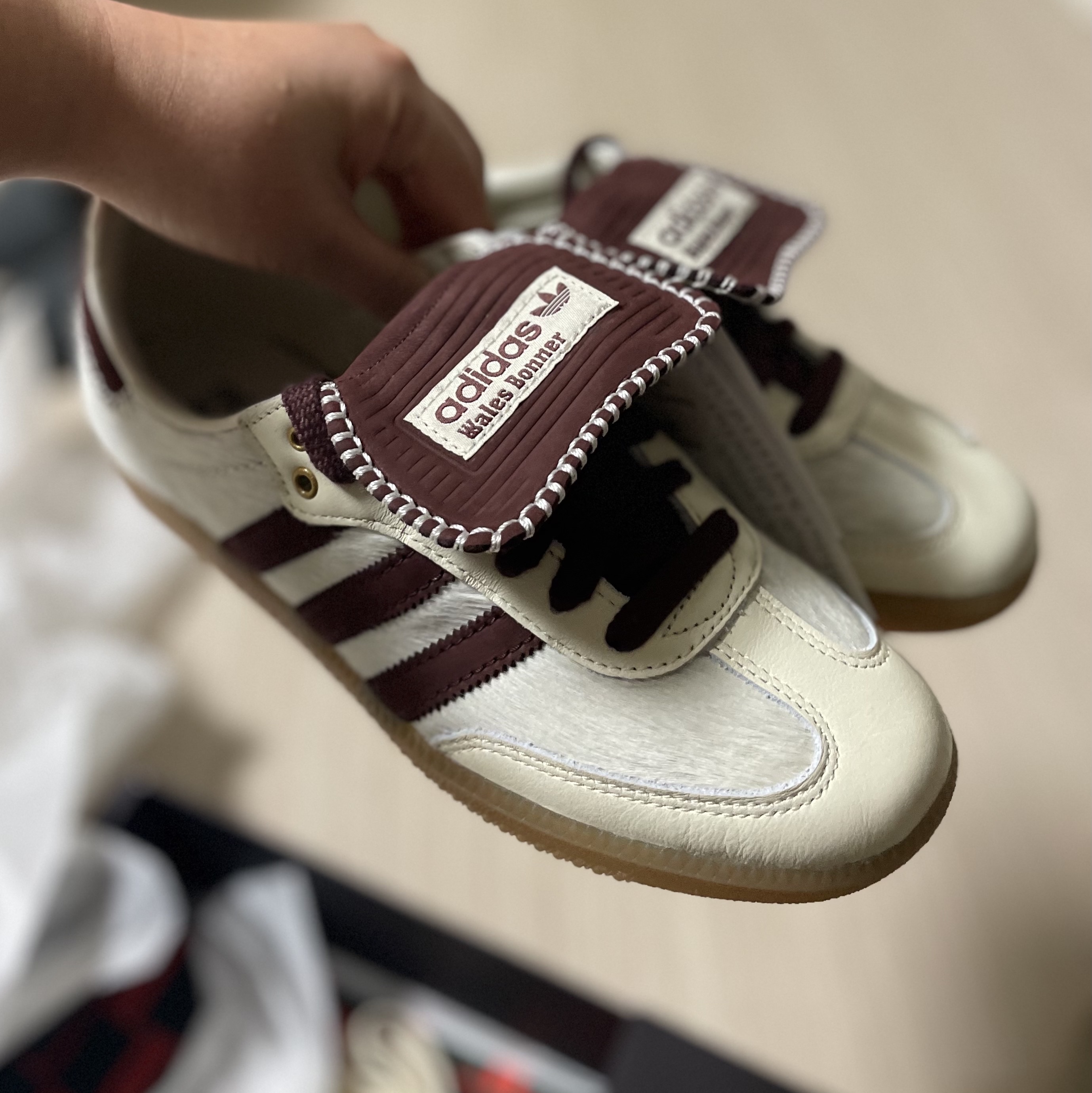 Adidas x Wales Bonner Pony Tonal Samba Cream White Mystery Brown 착용 스타일 - 1