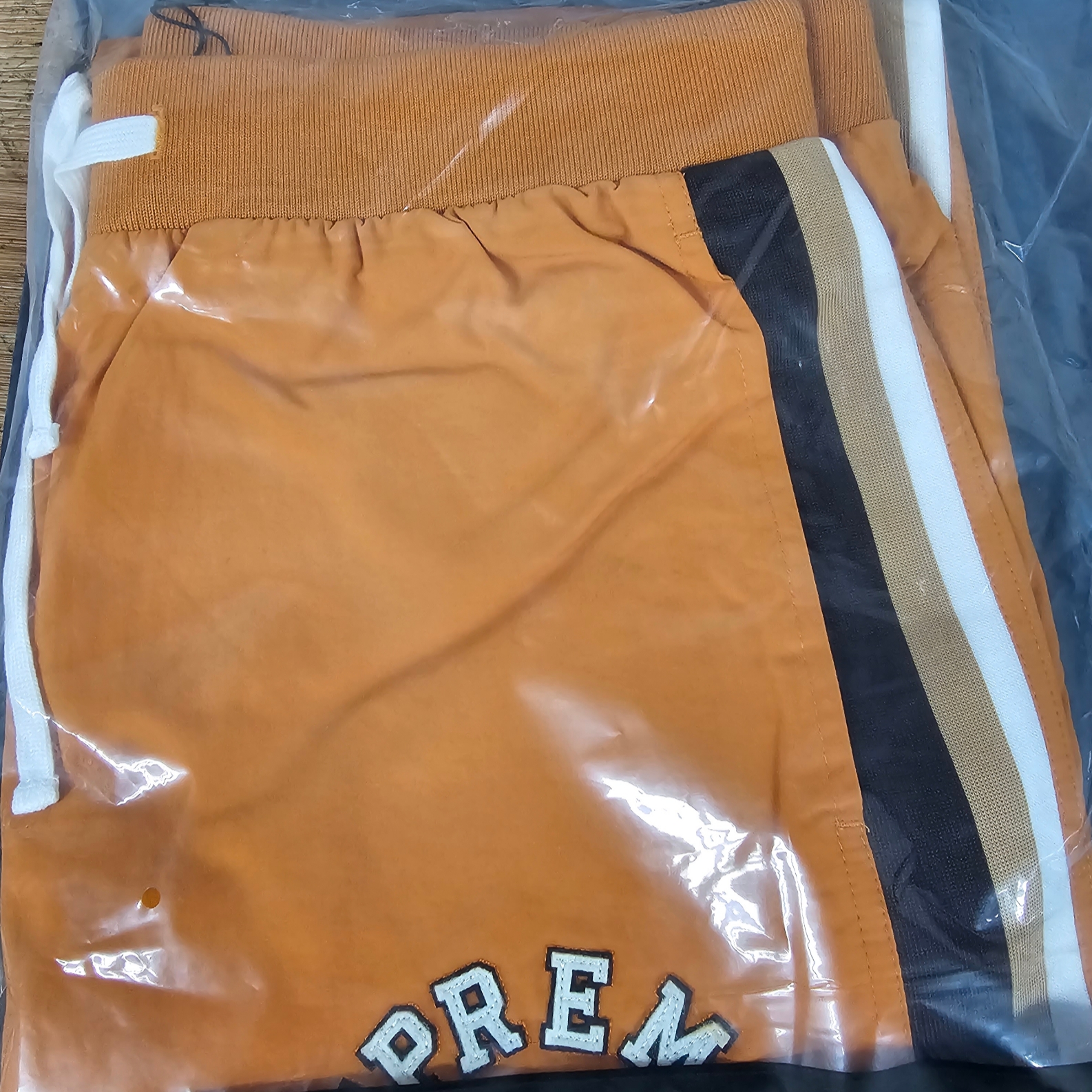 Supreme Applique Track Pants Orange - 23SS 착용 스타일