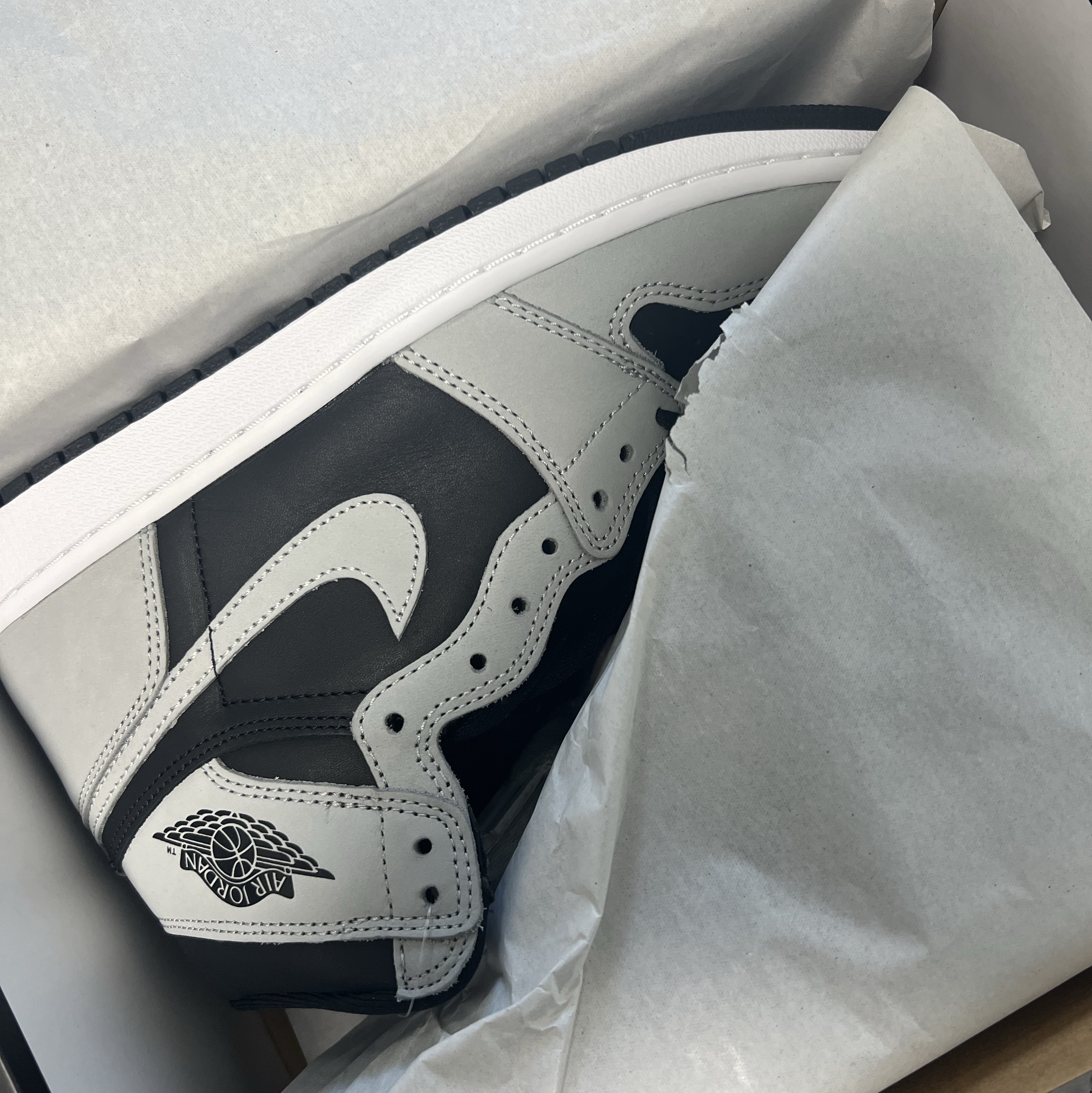 Jordan 1 Retro High OG Shadow 2.0 착용 스타일