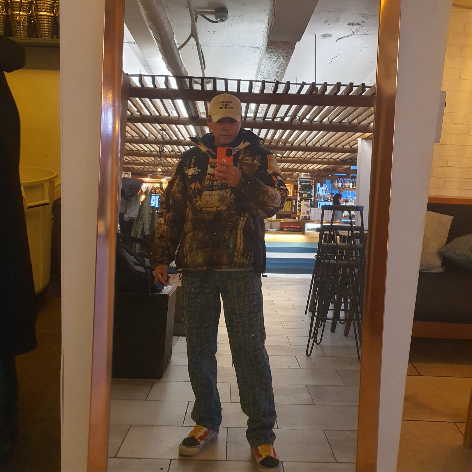 Vans Vault x Gallery Dept. OG Old Skool LX, Supreme Needle Punch Regular Jean Washed Blue - 23FW 착용 스타일