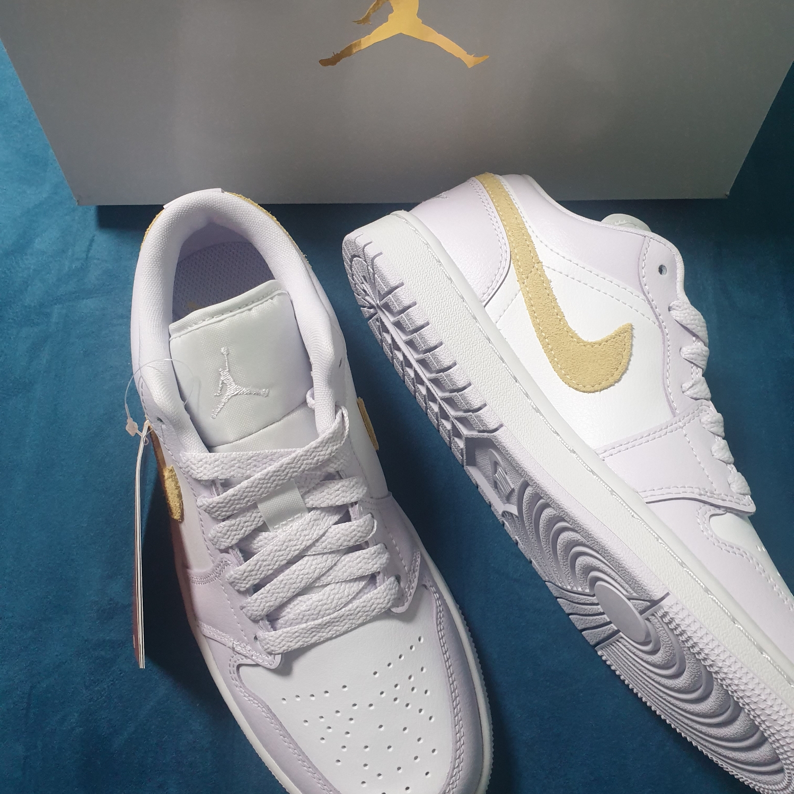 (W) Jordan 1 Low Barely Grape Lemon Wash 착용 스타일