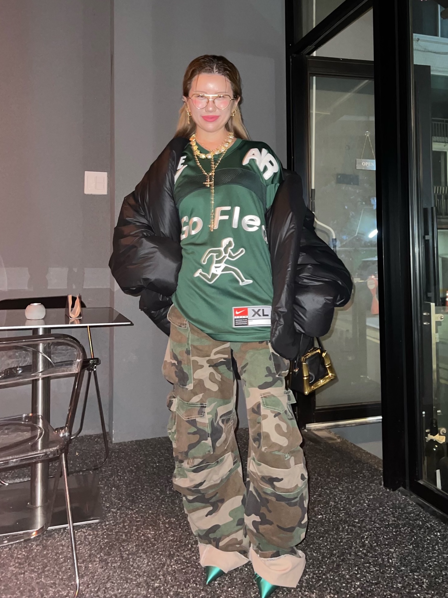 Yeezy Gap Engineered By Balenciaga Round Jacket 2 Black, Nike x Cactus Plant Flea Market S/S Jersey Green - Asia 착용 스타일 - 2