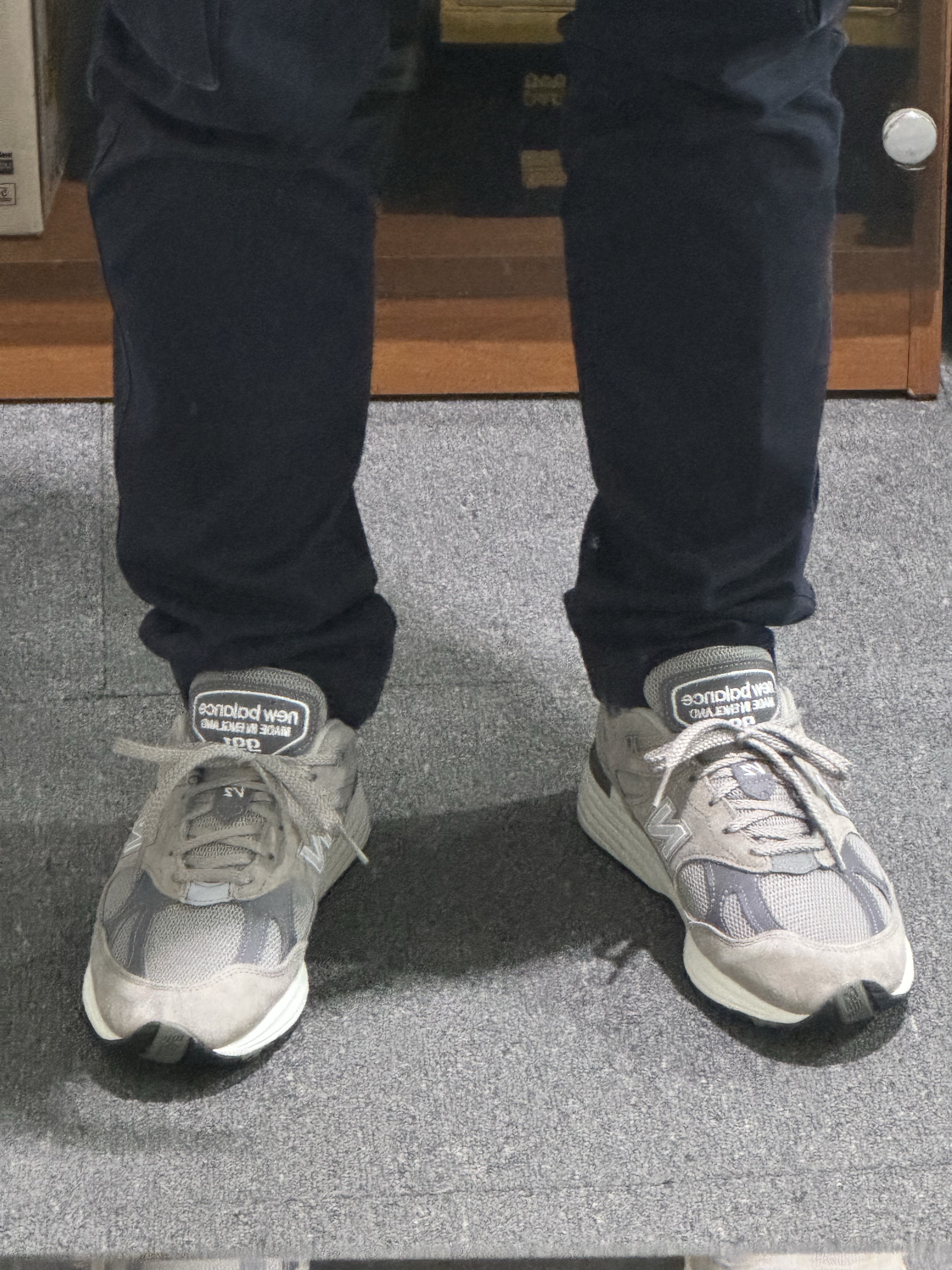 New Balance 991v2 Made in UK Rock Ridge Alloy Silver 착용 스타일 - 1