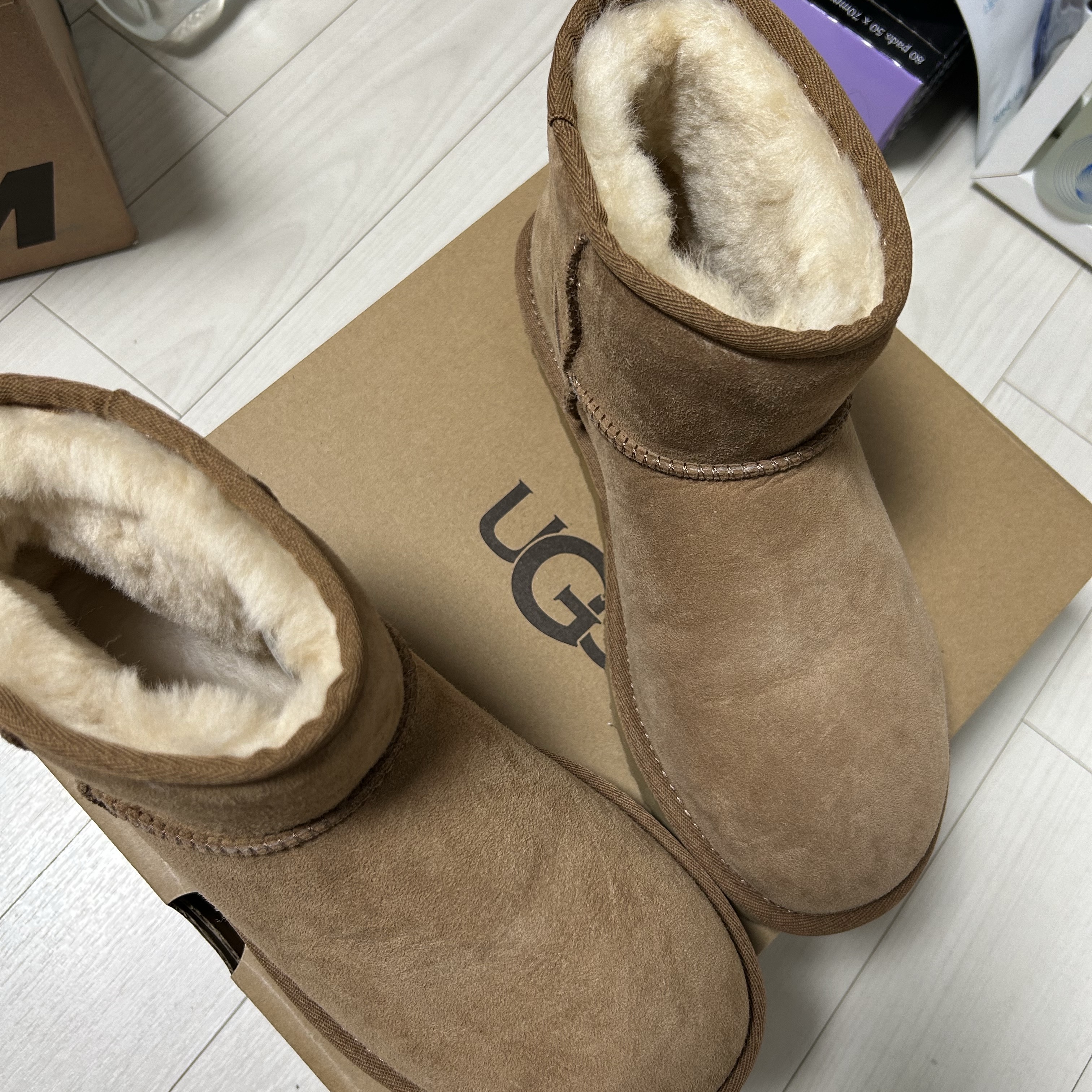 (W) UGG Classic Mini II Boots Chestnut 착용 스타일