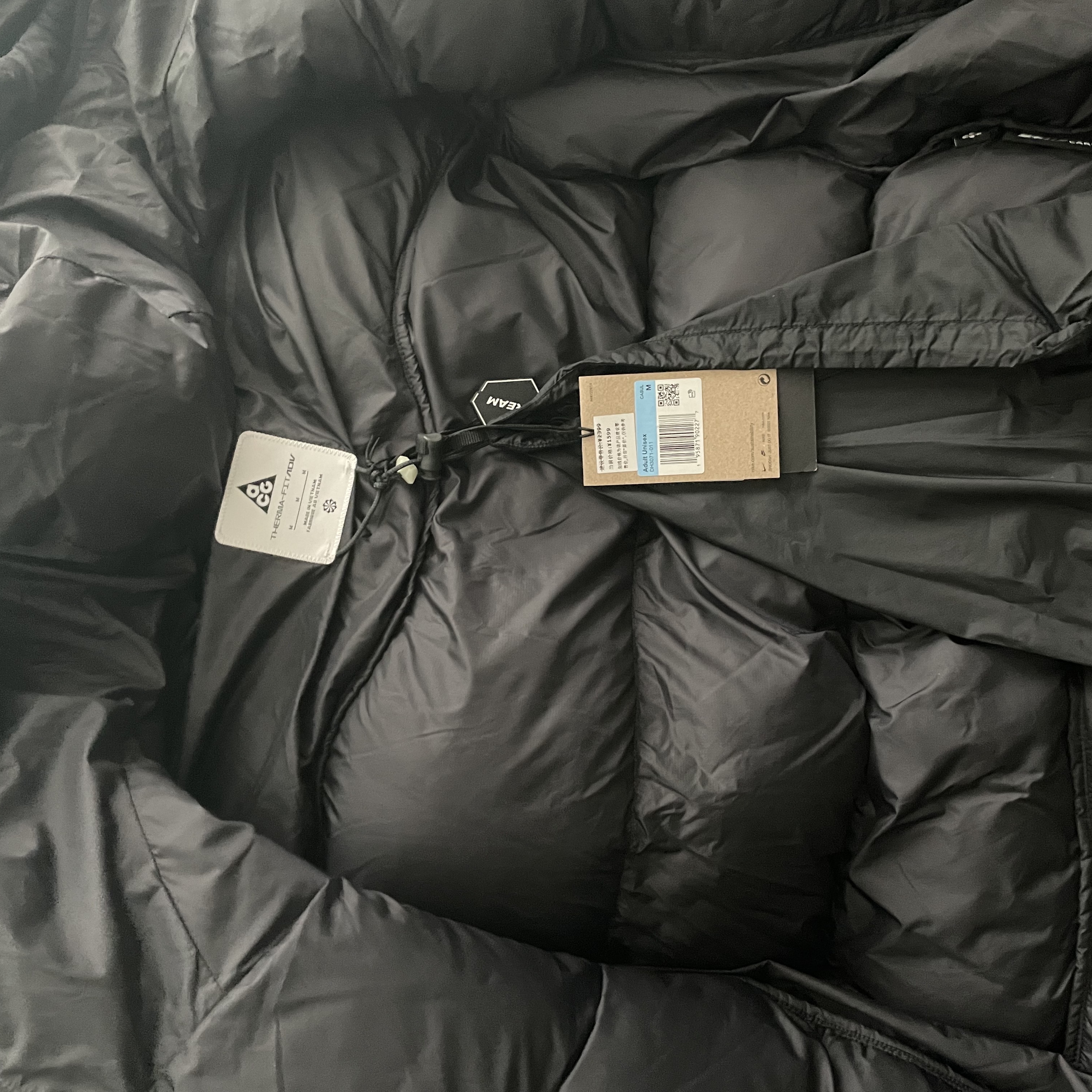 Nike ACG Therma-Fit ADV Lunar Lake Puffer Jacket Black - Asia 착용 스타일 - 2