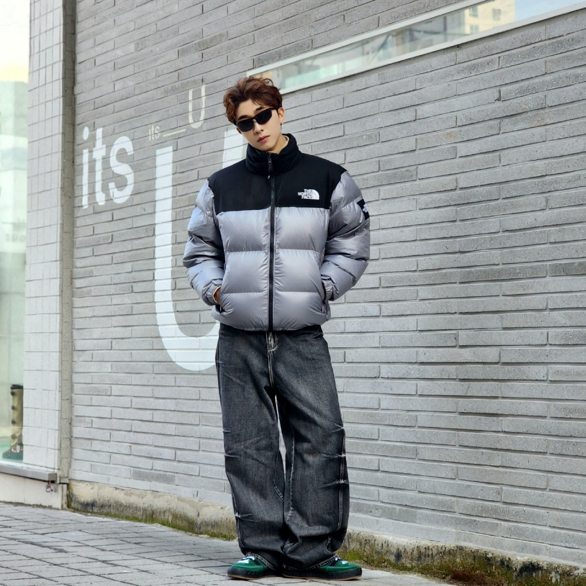 Adidas x YNuK Adimatic Dark Green Core Black, The North Face White Label Novelty Nuptse Down Jacket Heather Gray 착용 스타일 - 8