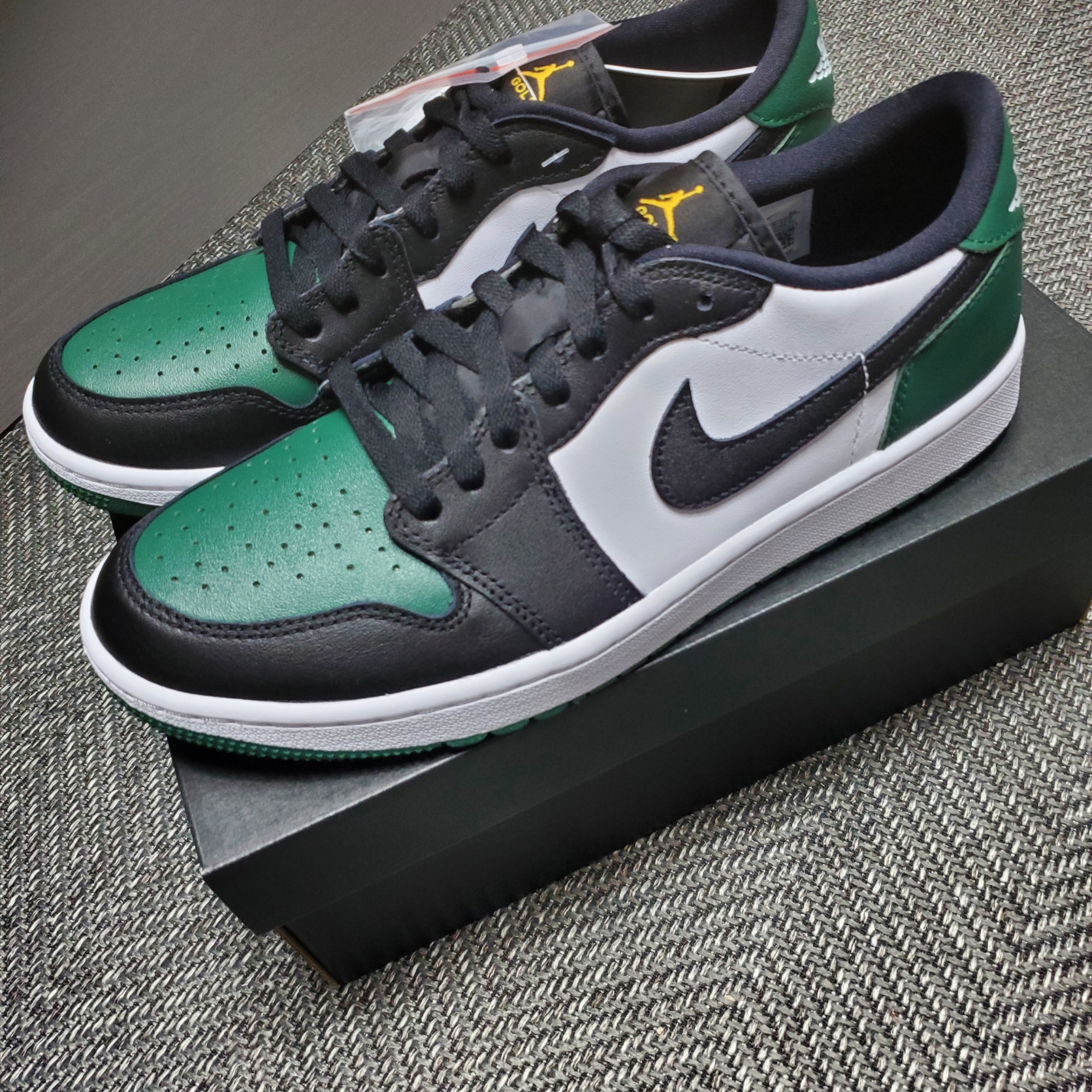 Jordan 1 Low Golf Noble Green 착용 스타일