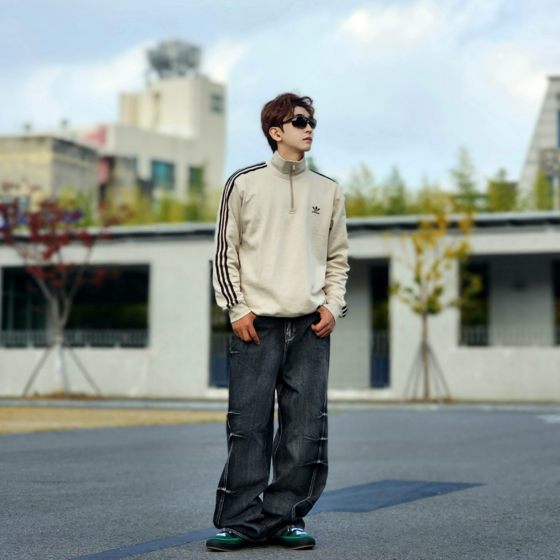 Adidas x YNuK Adimatic Dark Green Core Black 착용 스타일 - 2