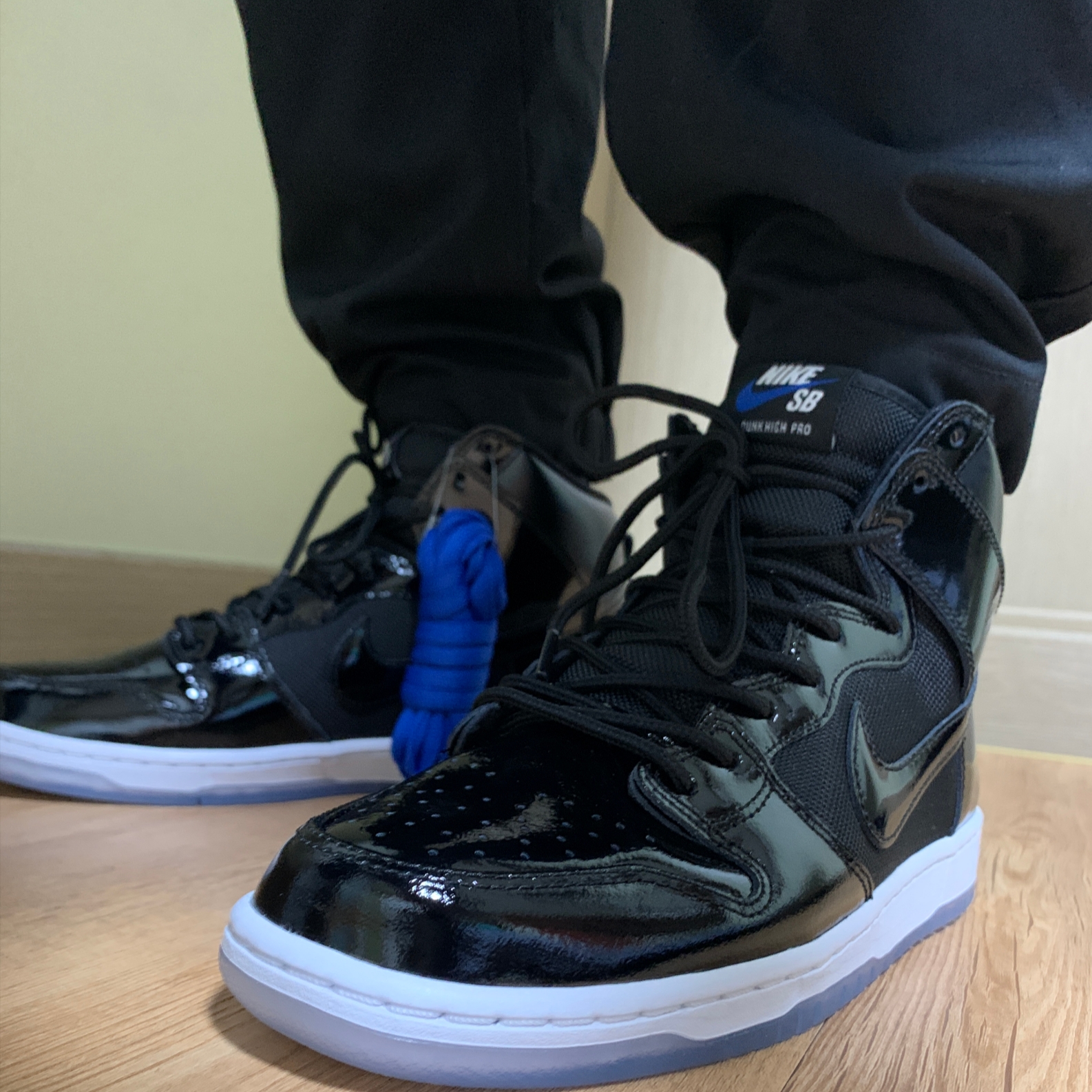 Nike SB Dunk High Space Jam 착용 스타일