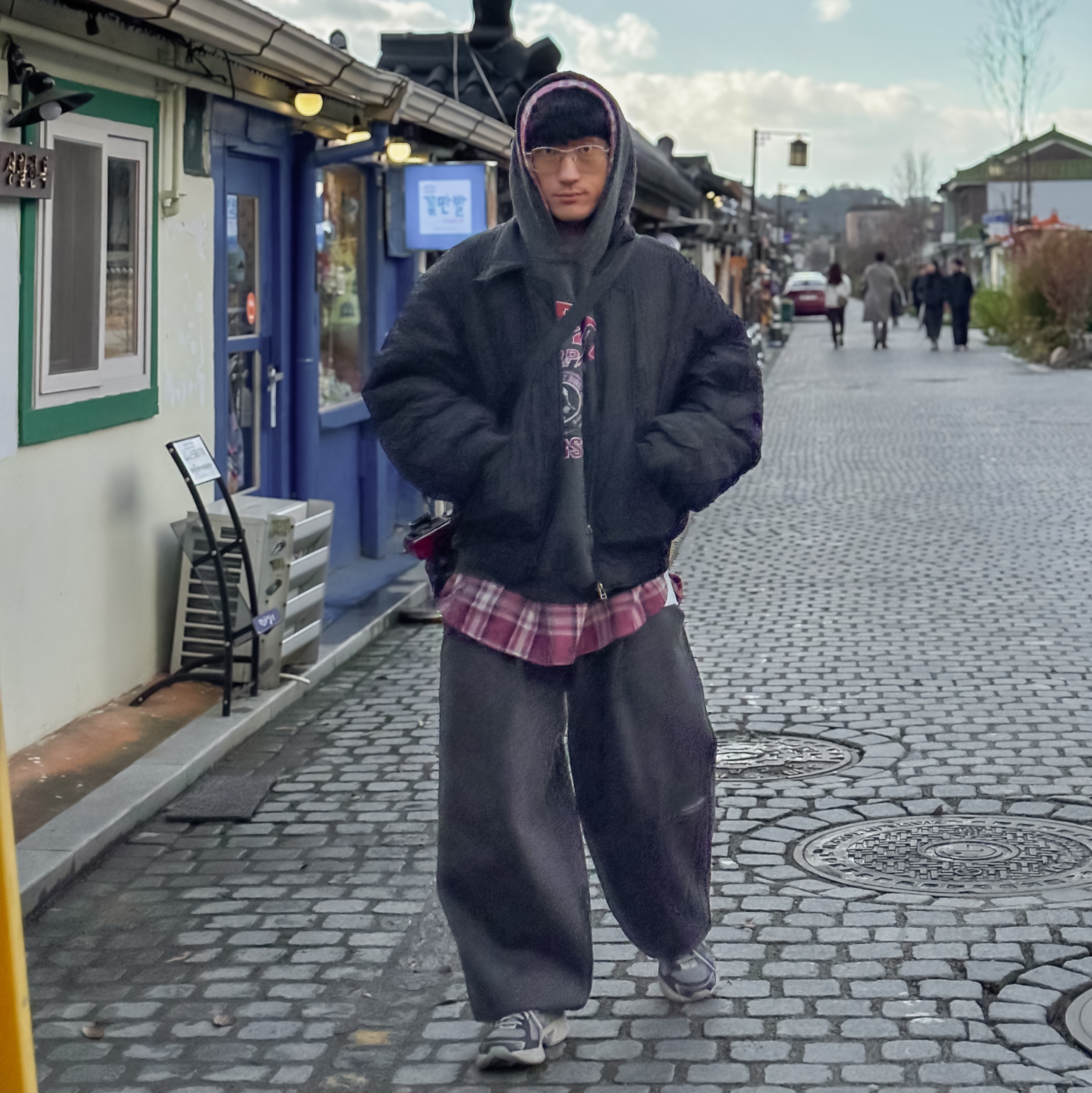Undermycar Mu.03 Anti Fxxking Logo Play Oversized Sweat Jogger Olive, Asics Gel-1130 Oyster Grey Clay Grey 착용 스타일 - 1