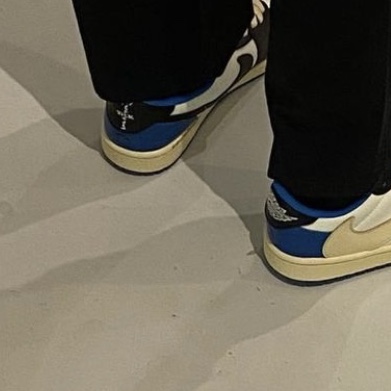 Jordan 1 x Travis Scott x Fragment Retro Low OG SP Military Blue 착용 스타일