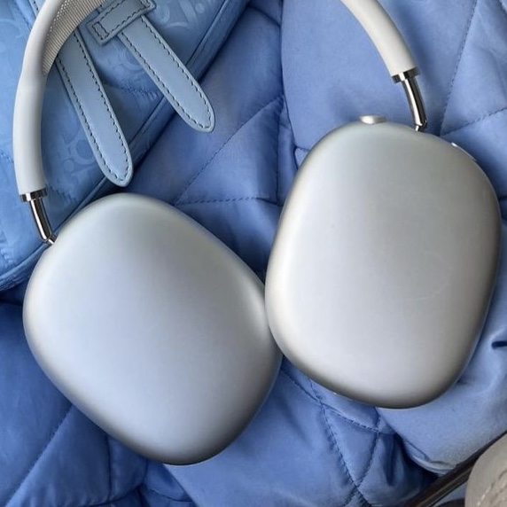 Apple AirPods Max Lightning Silver (Korean Ver.) 착용 스타일