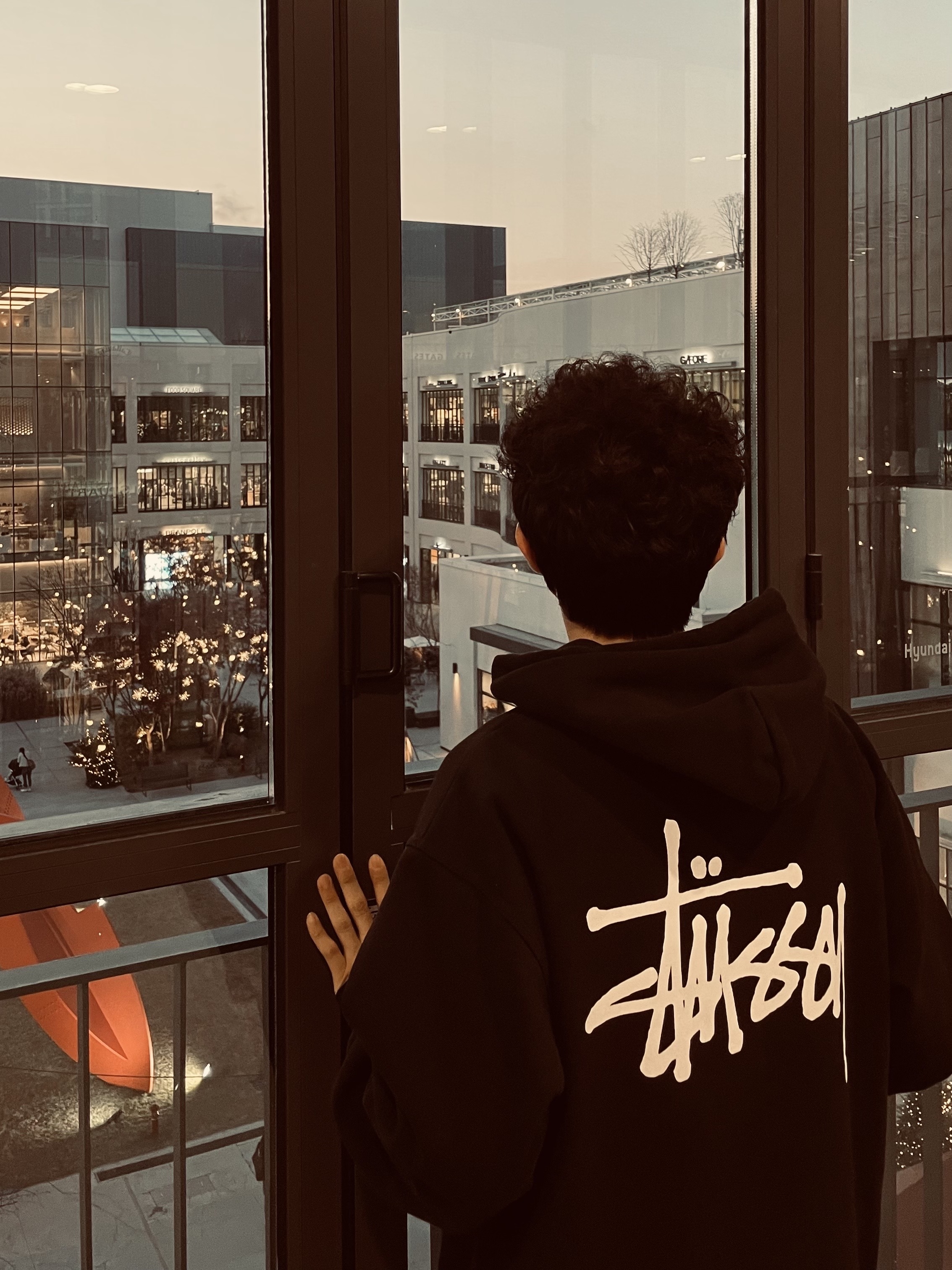 Stussy Basic Stussy Hoodie Black 2023 착용 스타일