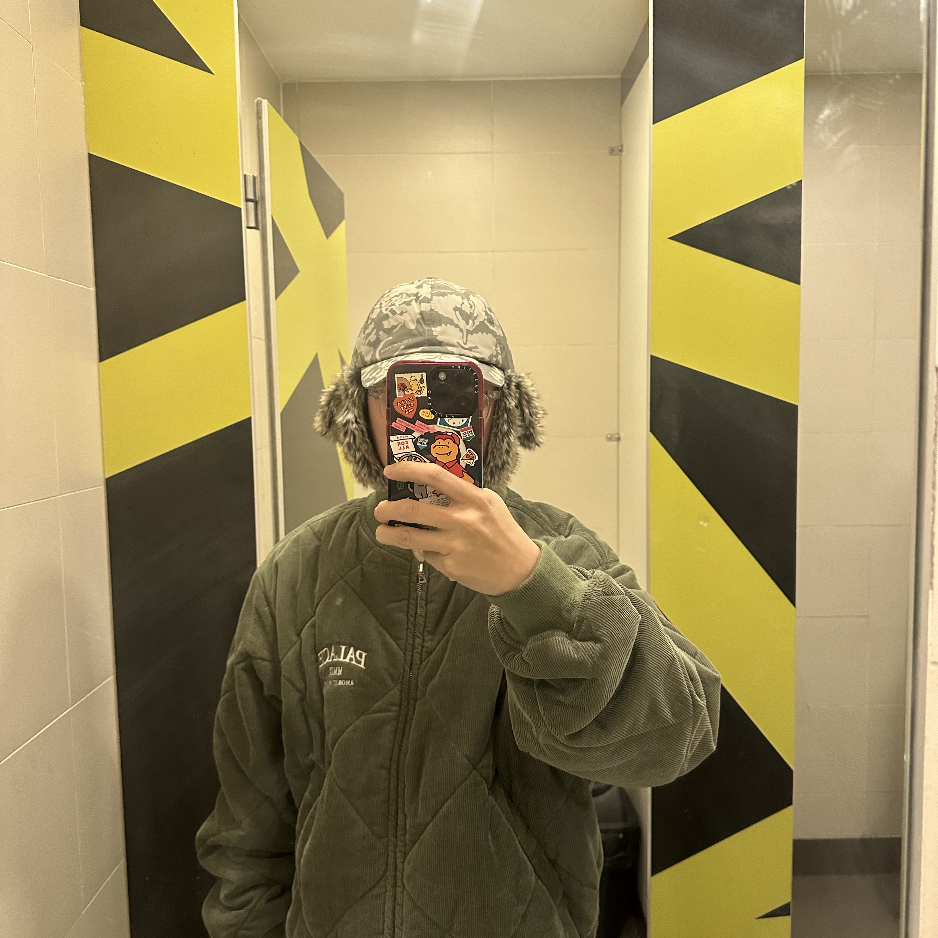 Palace Quilted Jacket The Deep Green - 23FW, Palace Gore-Tex Dog Ear 6-Panel Leaf DPM - 23FW 착용 스타일 - 2