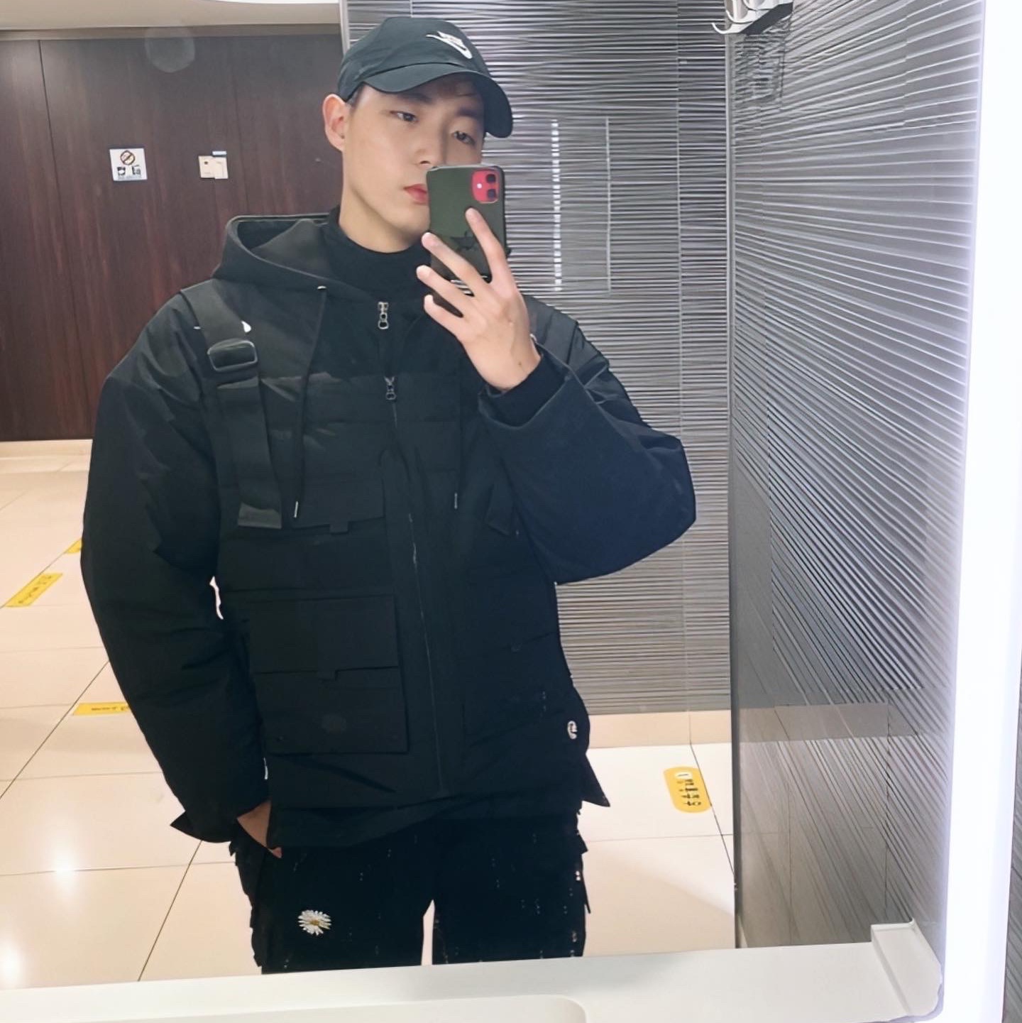Nike x Peaceminusone 2+1 Jacket Black (DR0100-010), Nike x Peaceminusone Wide Pants Black (DR0096-010) 착용 스타일 - 1