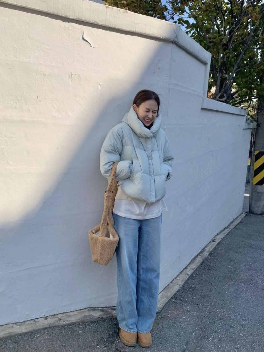 (W) UGG Classic Mini II Boots Chestnut 착용 스타일