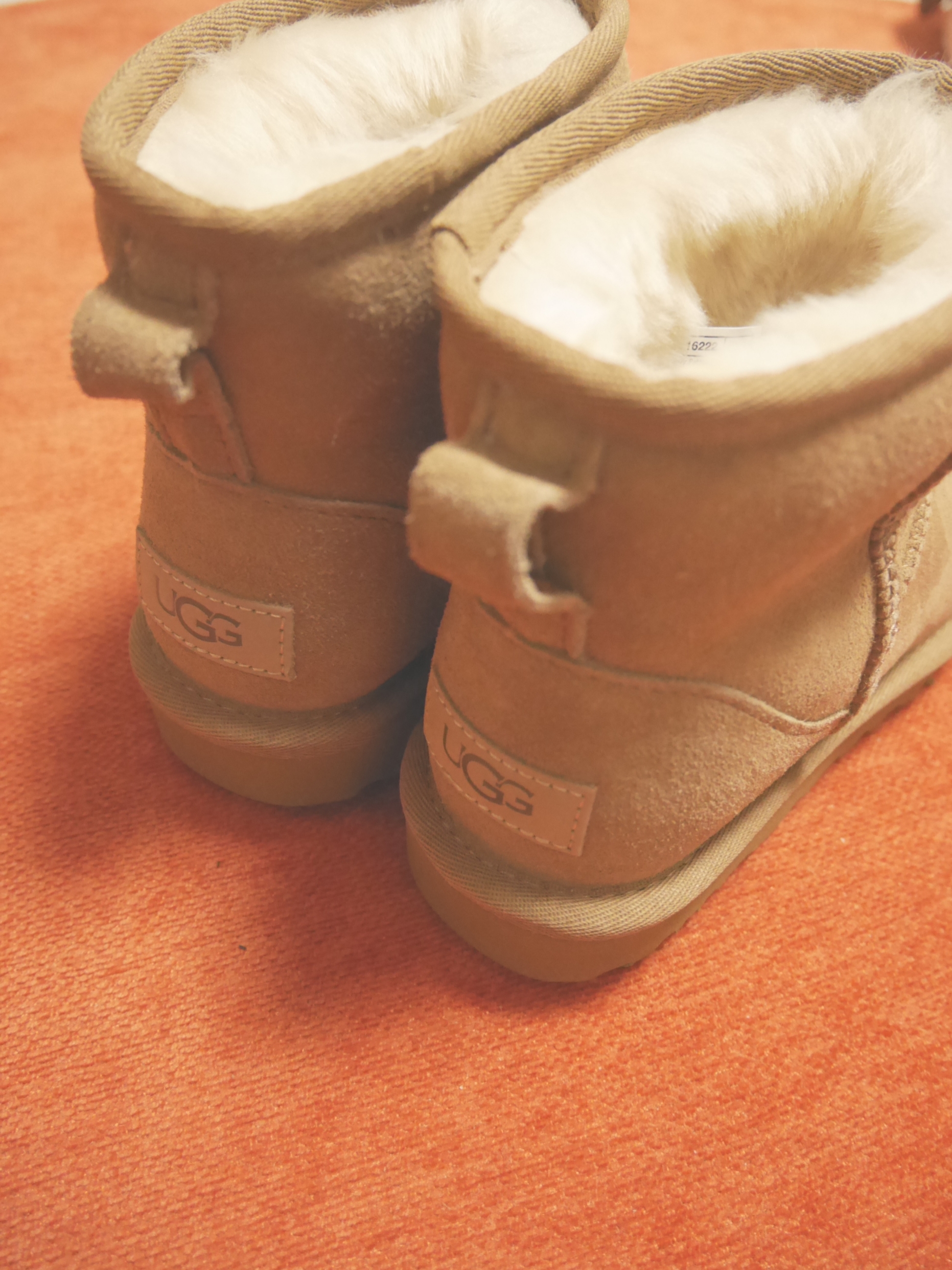 (W) UGG Classic Mini II Boots Chestnut 착용 스타일 - 1