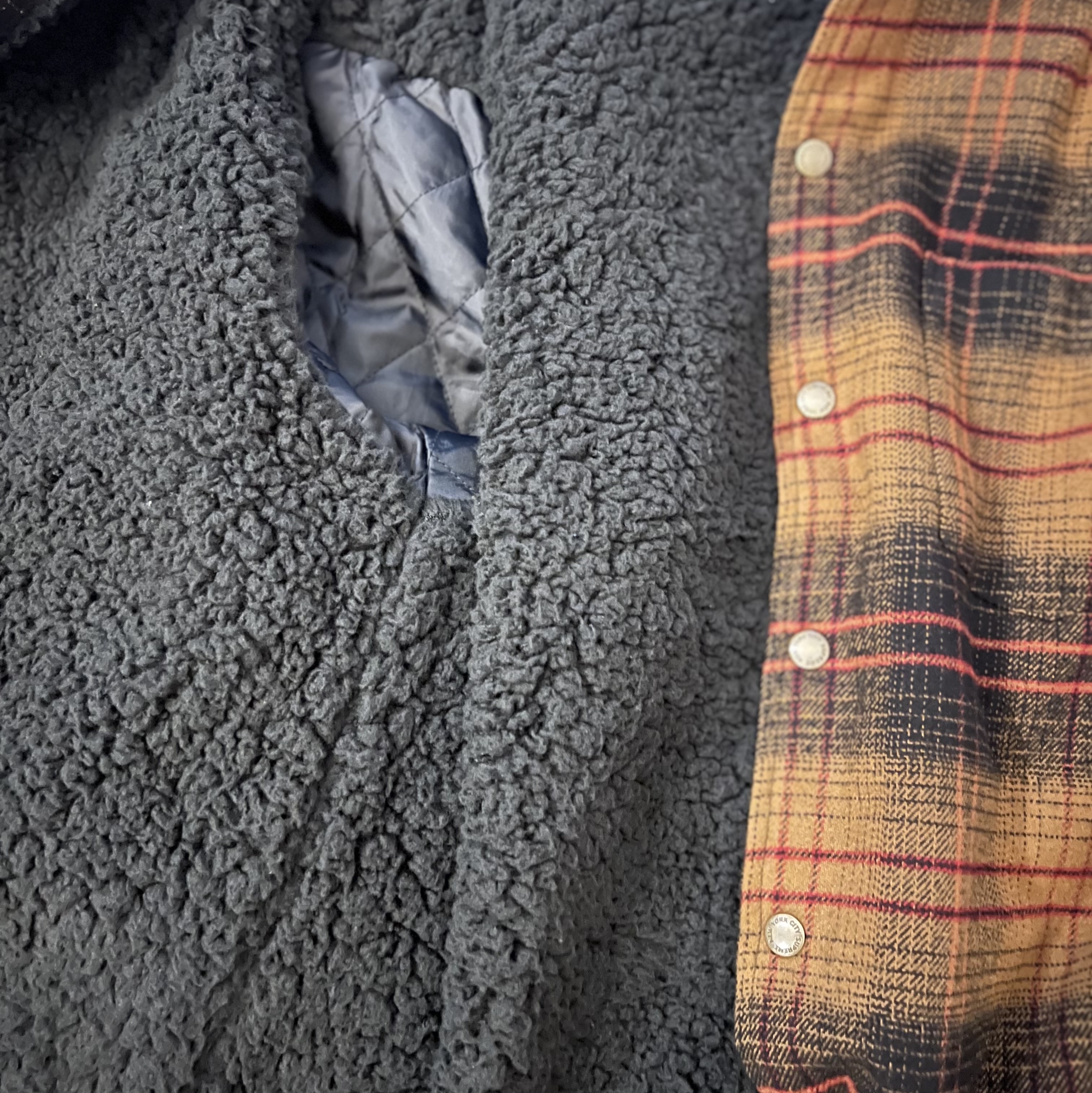 Supreme Lined Flannel Snap Shirt Black - 23FW, Nike x Supreme Air Force 1 Low Flax 착용 스타일 - 2