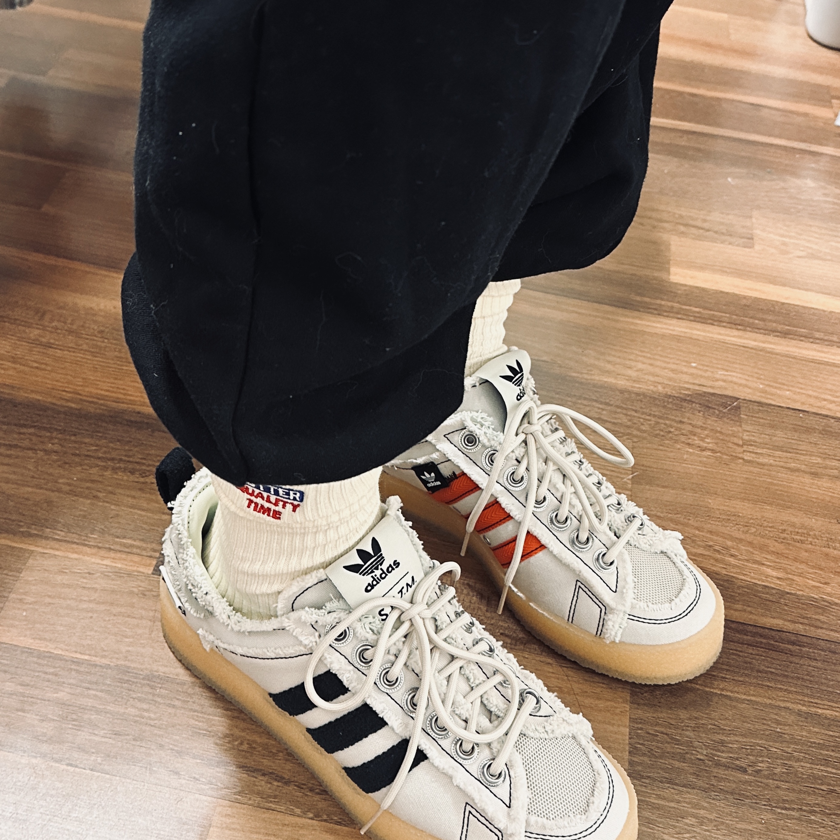 Adidas x Song for the Mute Campus 80s Bliss Core Black 착용 스타일