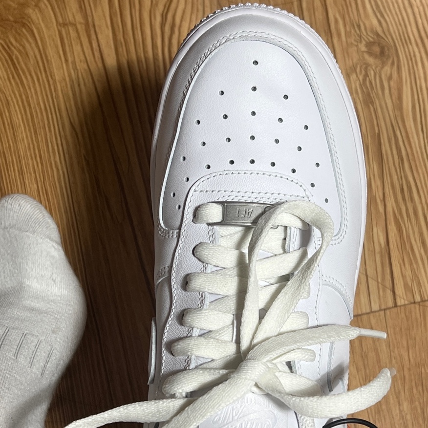 (W) Nike Air Force 1 '07 Low White 착용 스타일 - 2