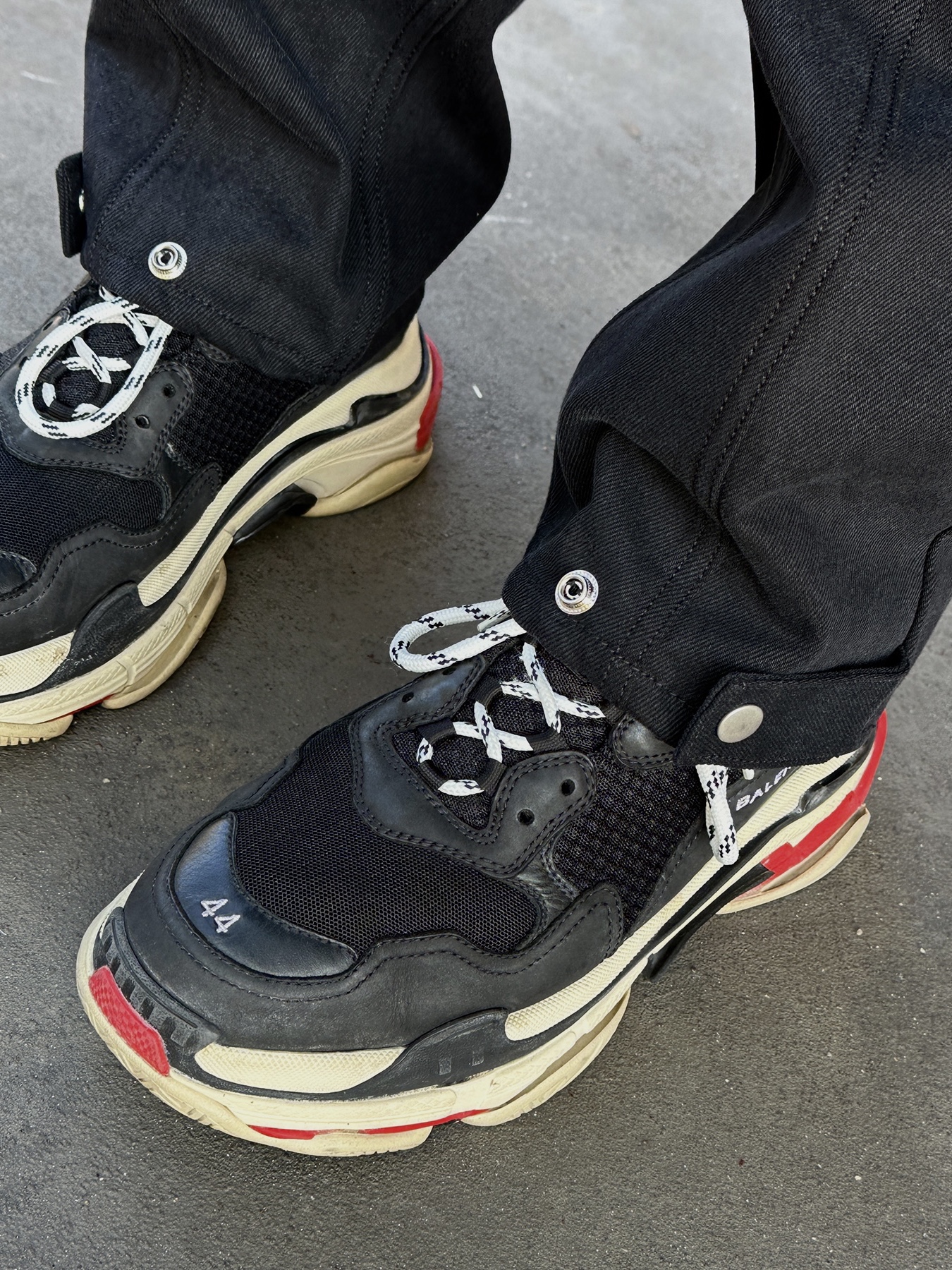 Balenciaga Cargo Sneakers Grey Black Yellow, (W) Balenciaga Cargo Sneakers Grey Black Yellow 착용 스타일 - 3
