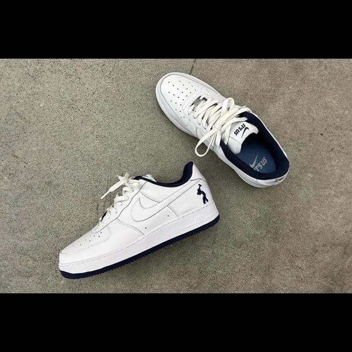 Nike Air Force 1 '07 Low White, Nike Air Force 1 '07 Low Triple Black 착용 스타일 - 2