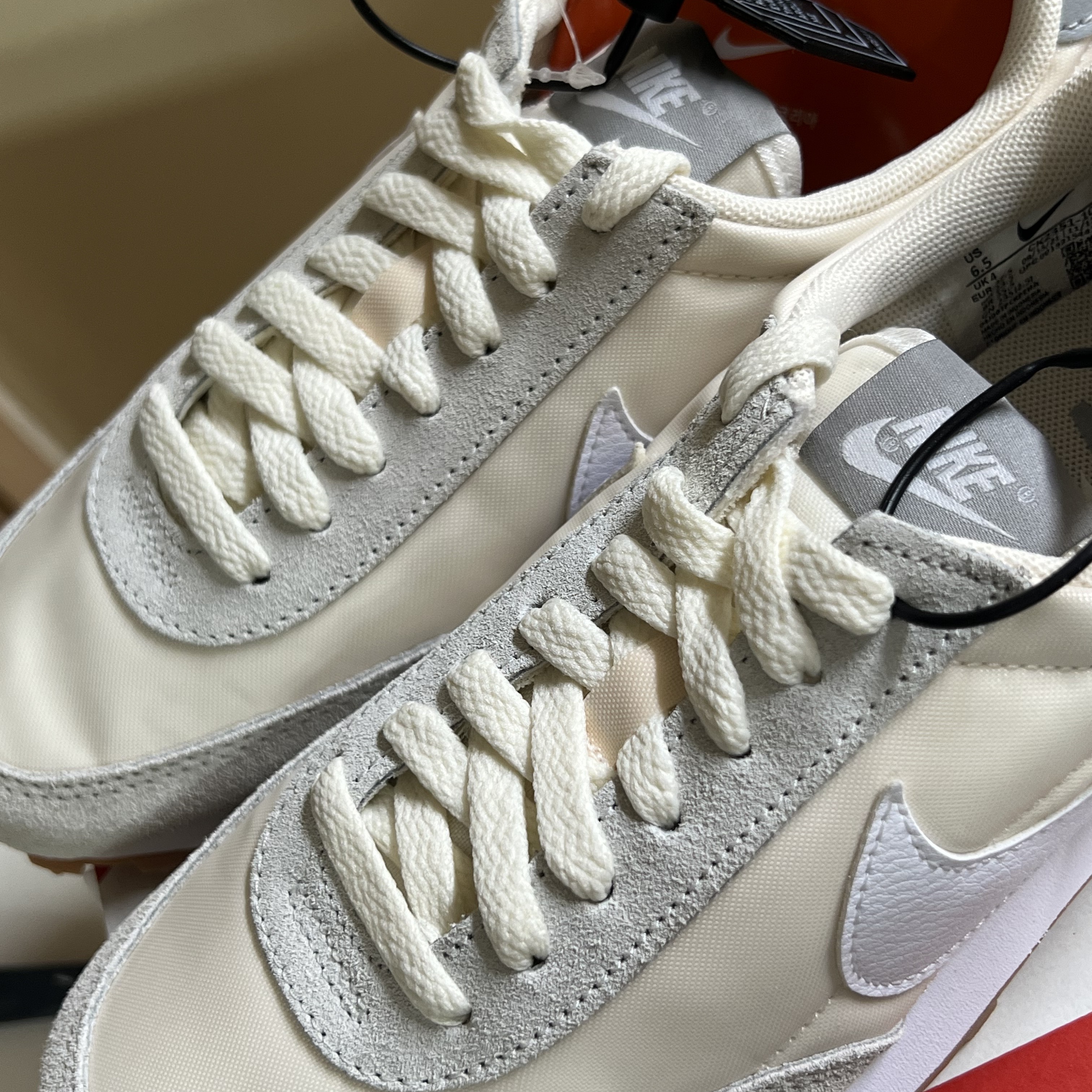 (W) Nike Daybreak Summit White 착용 스타일