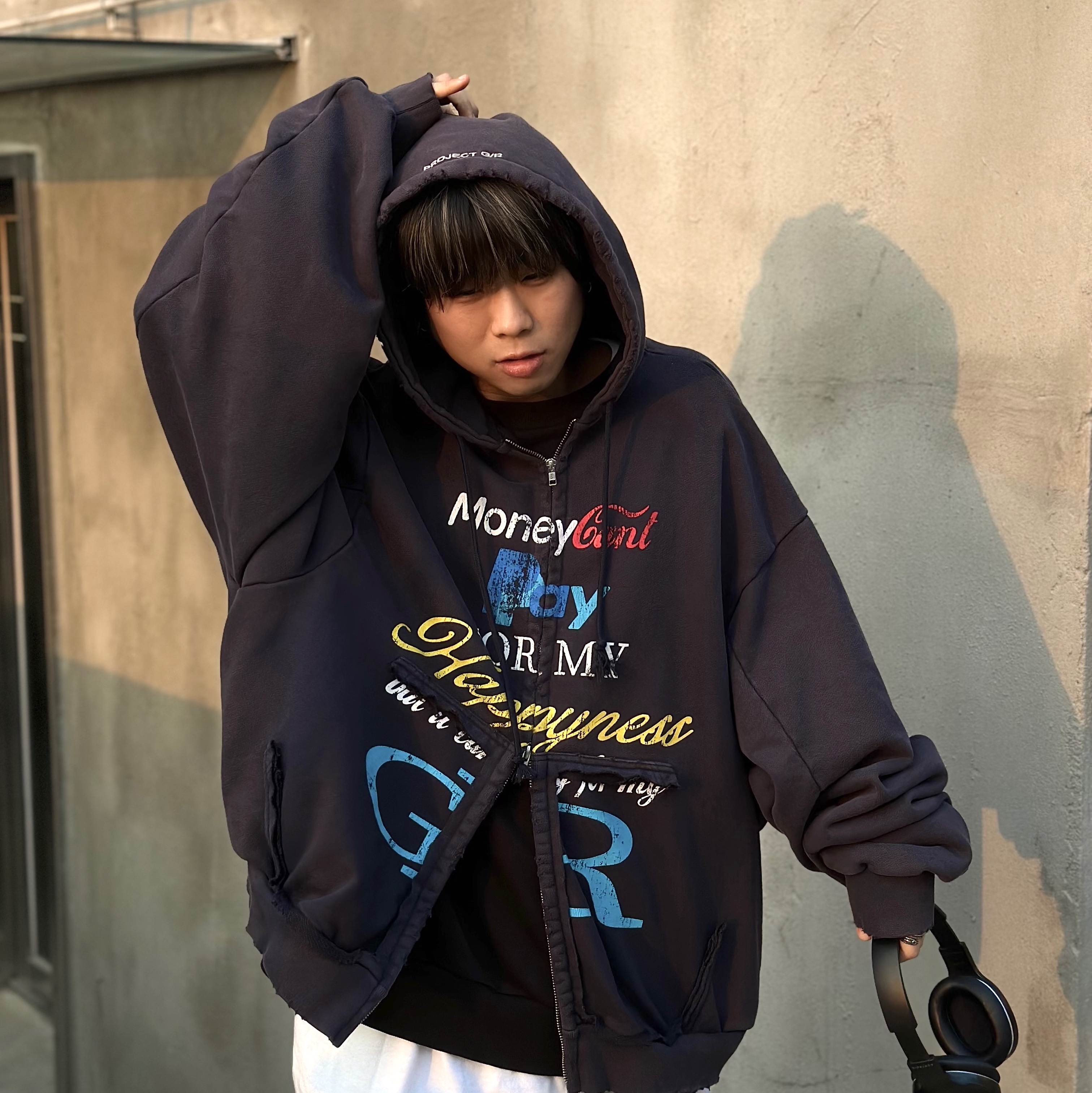 Project G/R Happiness Zip Hoodie Navy 착용 스타일 - 1