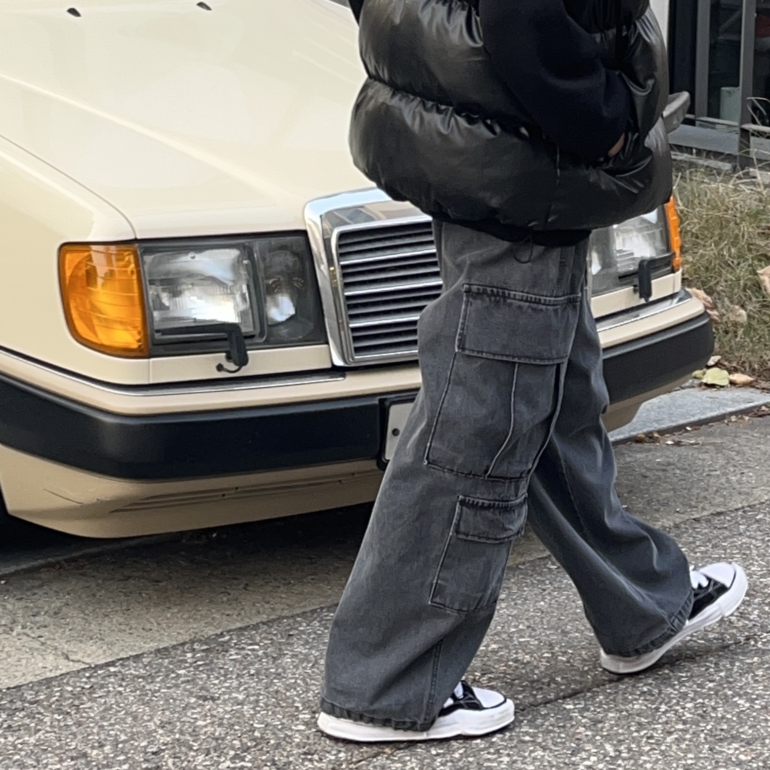 Maison Mihara Yasuhiro Peterson OG Sole Canvas Low Sneakers Black 착용 스타일 - 2