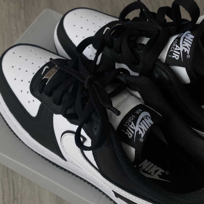 Nike Air Force 1 '07 Black White 착용 스타일 - 1
