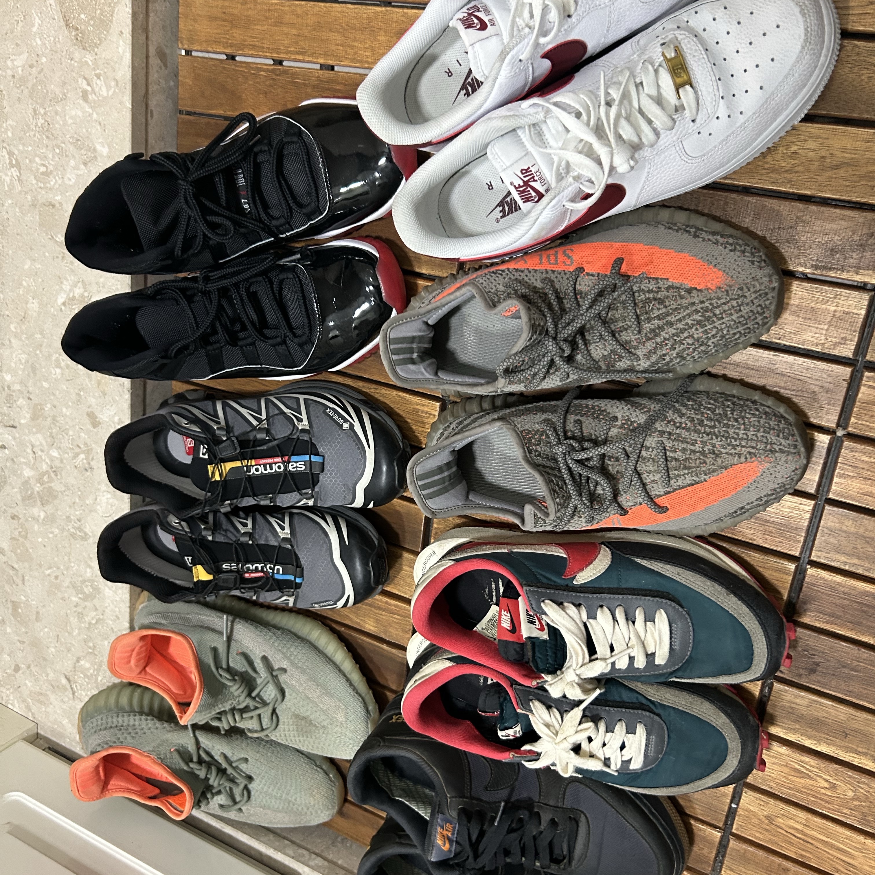 Salomon XT-6 Gore-Tex Black Ebony, Adidas Yeezy Boost 350 V2 Desert Sage 착용 스타일