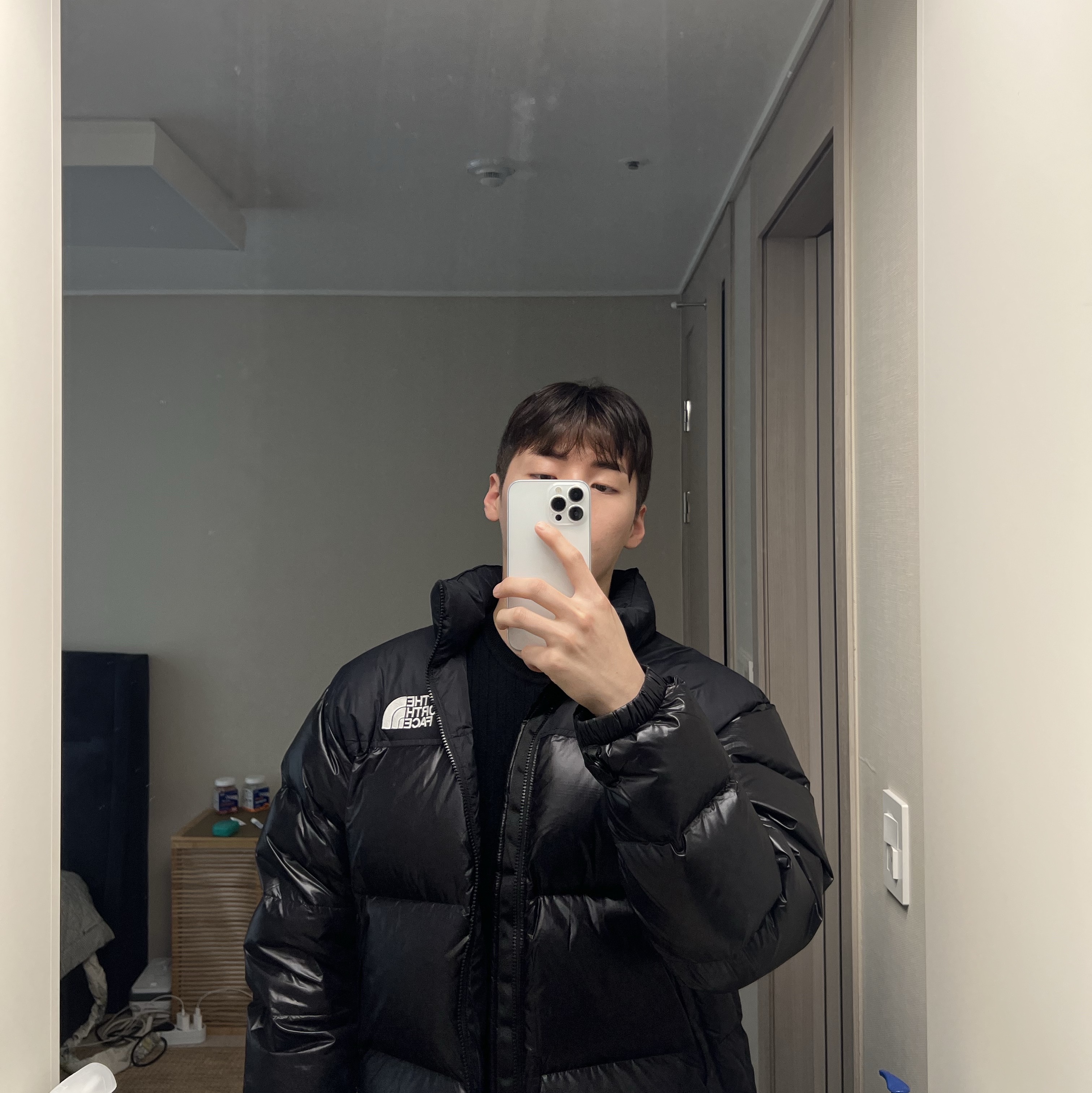 The North Face 1996 Eco Nuptse Jacket Real Black 착용 스타일