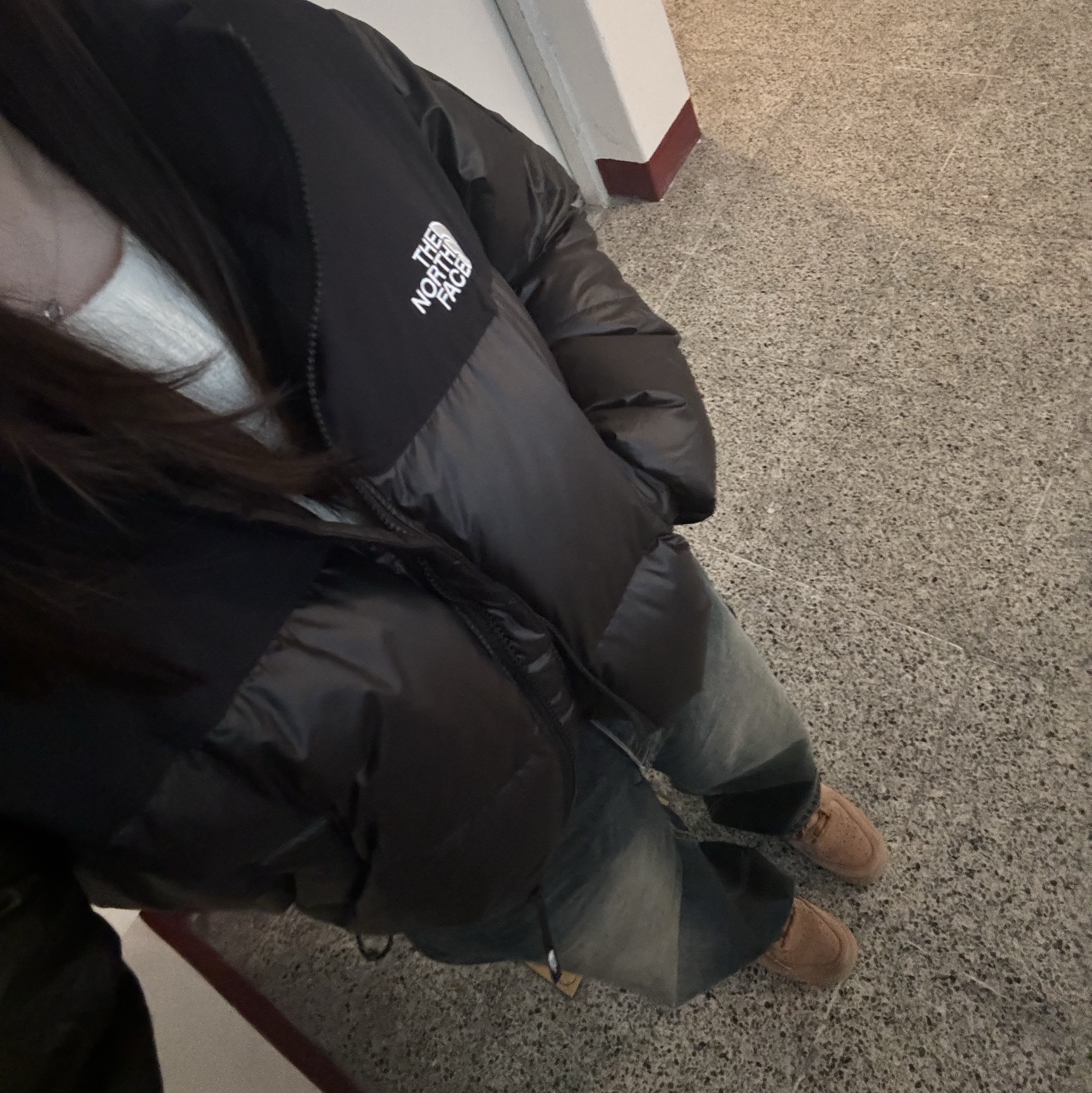 (W) The North Face White Label Novelty Nuptse Down Jacket Black, Adidas Samba OG Black White Gum 착용 스타일 - 2
