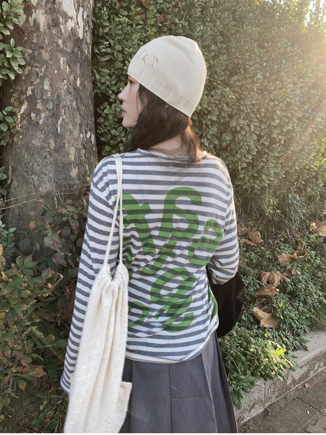 [KREAM 단독] Safarispot Women 1/2 Ticketing Stripe Border Tee Gray, [KREAM 단독] Safarispot Ticketing Stripe Border Tee Gray 착용 스타일