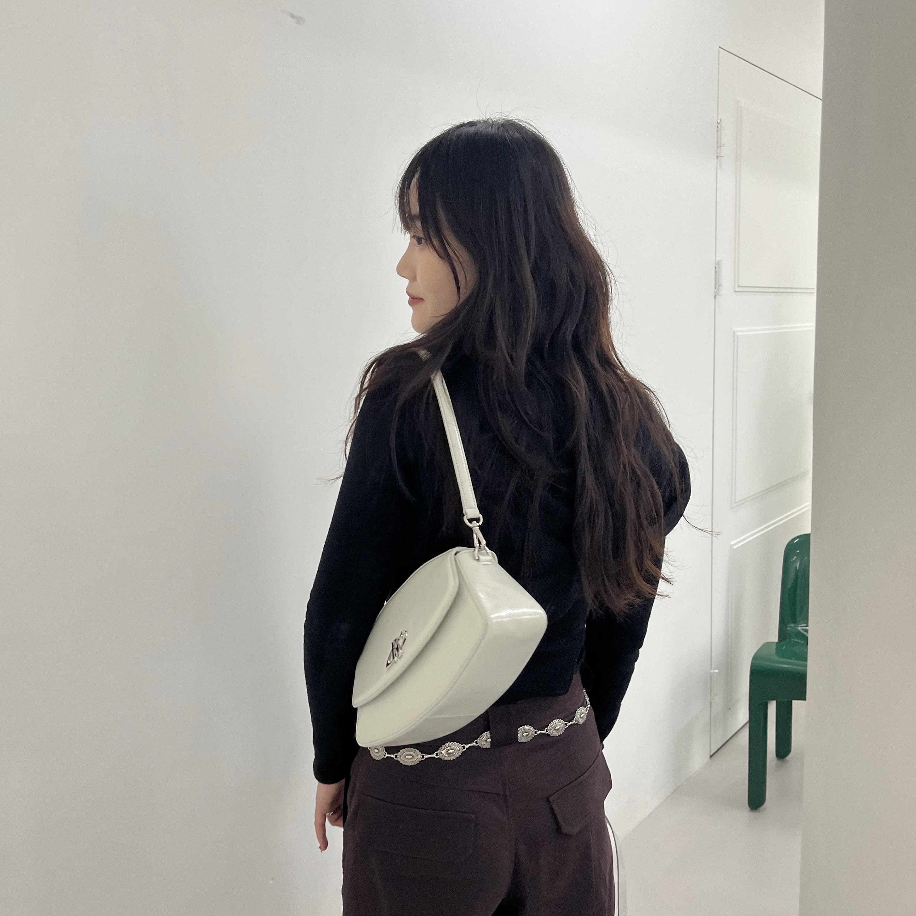 For Appeal Rugby Flap 3way Bag White 착용 스타일