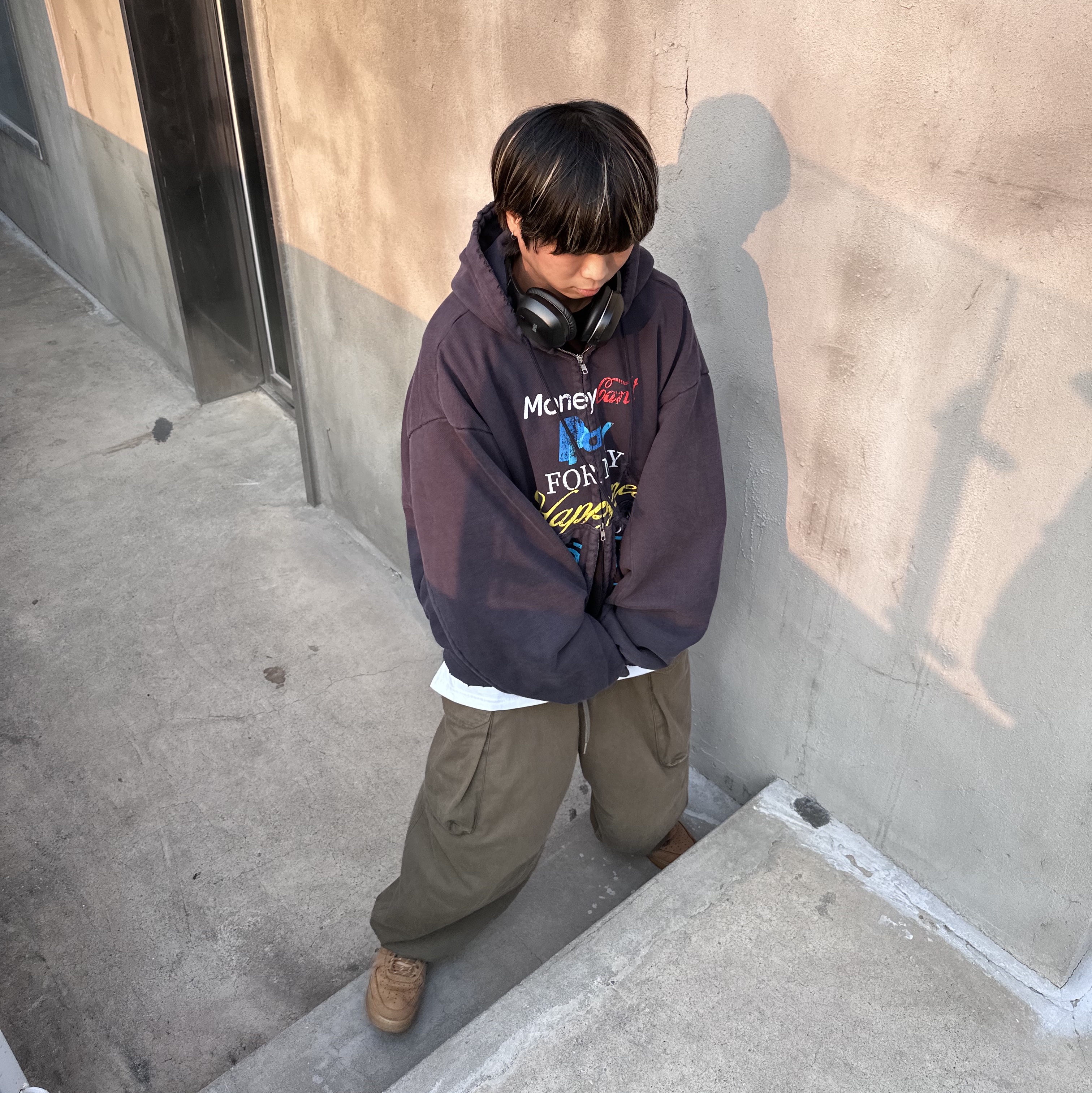 Project G/R Happiness Zip Hoodie Navy 착용 스타일 - 3