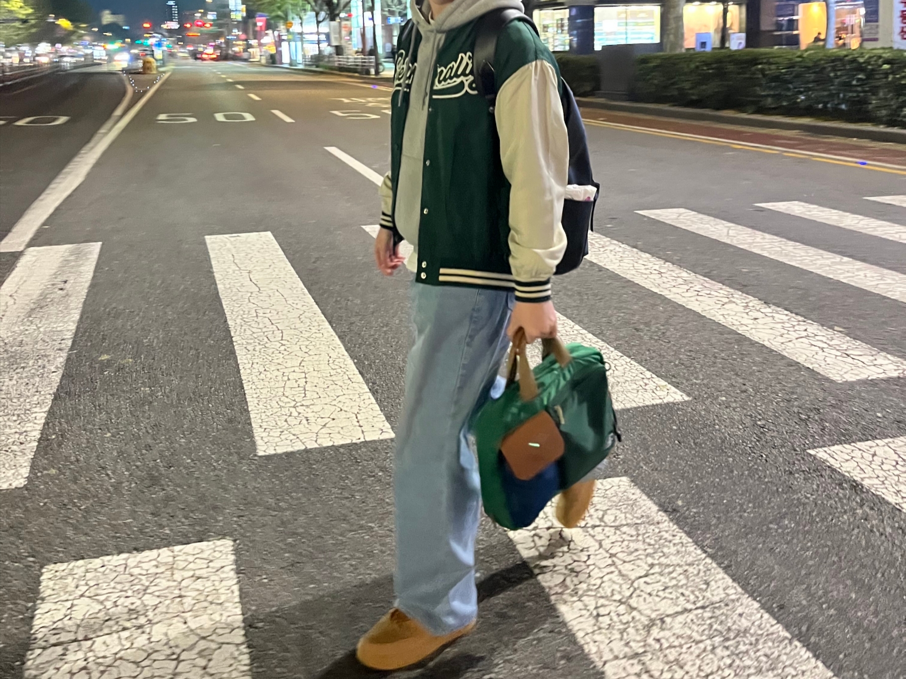 Nike Air Force 1 '07 WB Flax 착용 스타일