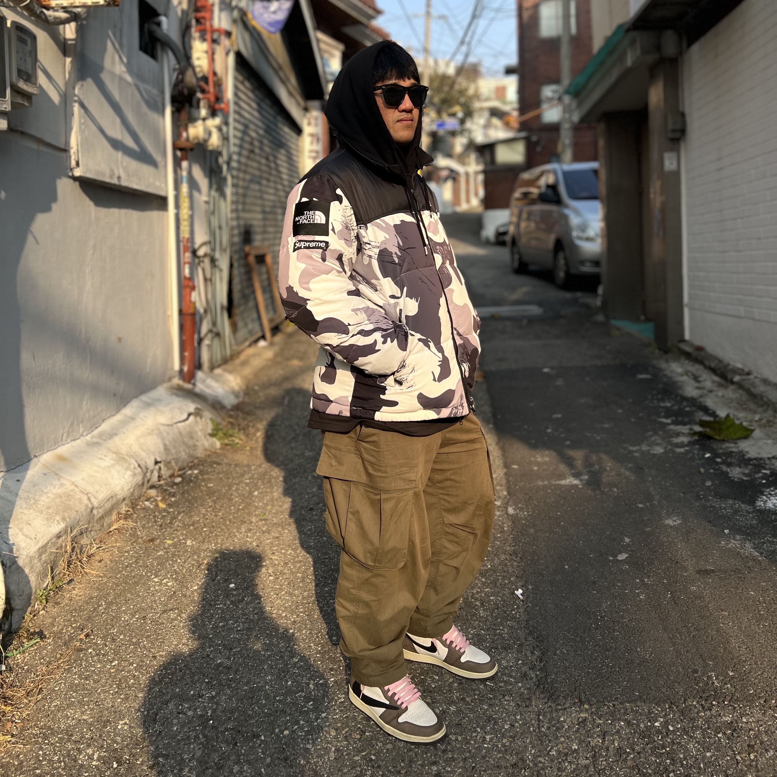 Jordan 1 x Travis Scott Retro High OG SP Mocha 착용 스타일