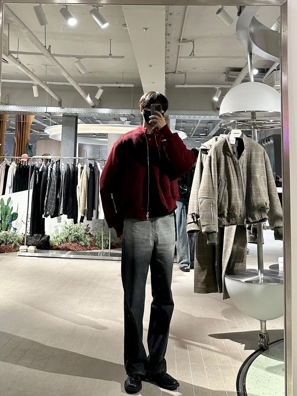 Haleine Stud Biker Alpaca Blouson Burgundy, Haleine Stud Biker Alpaca Blouson Black 착용 스타일