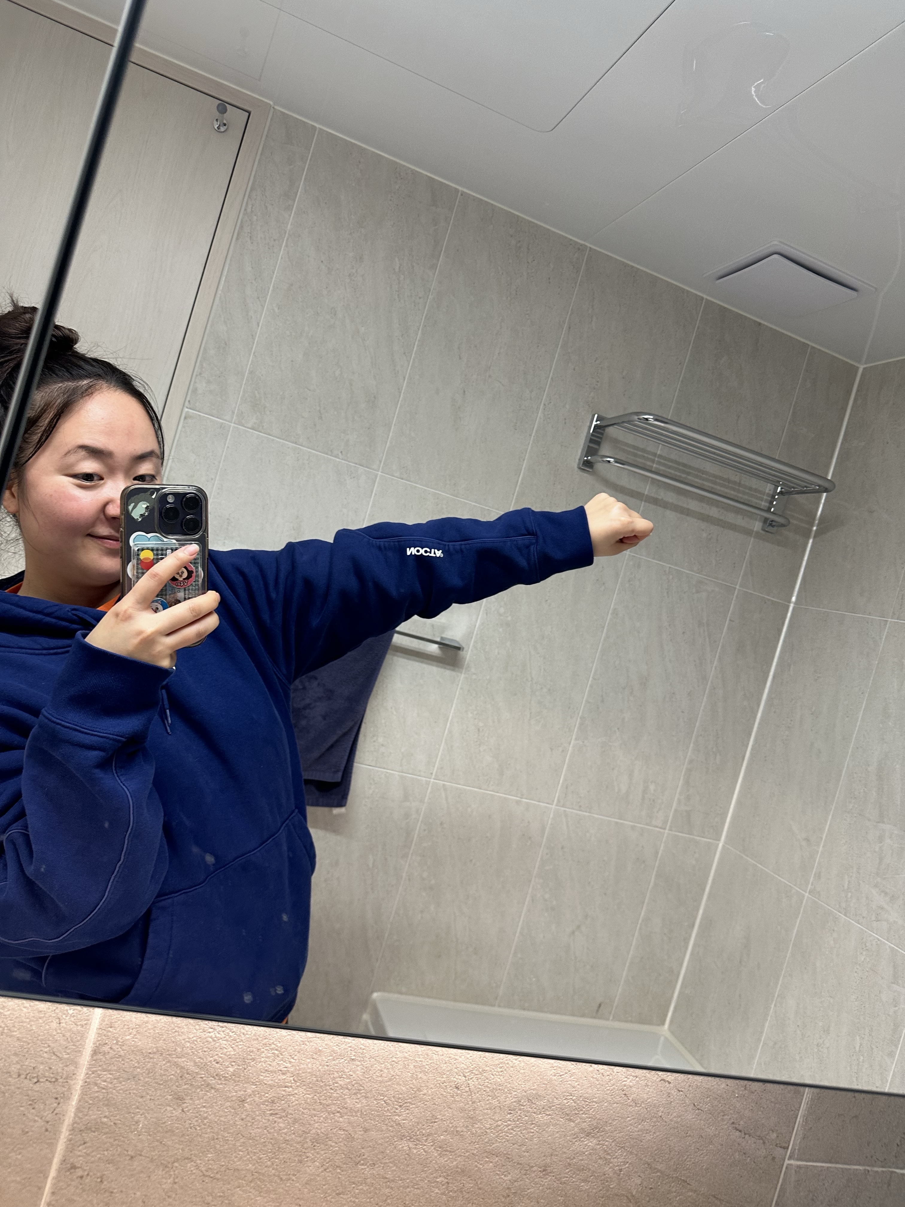 IAB Studio x Helinox Jacquard Half Zip-Up Bukhansan, Nike x Drake Nocta Cardinal Stock Essential Hoodie Navy - US/EU 착용 스타일 - 2