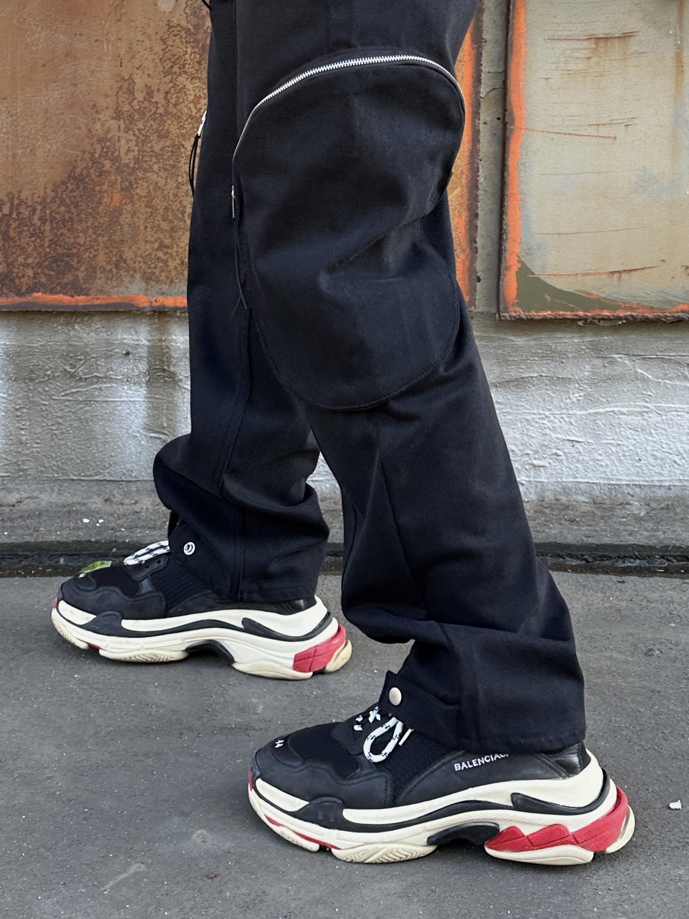Balenciaga Cargo Sneakers Grey Black Yellow, (W) Balenciaga Cargo Sneakers Grey Black Yellow 착용 스타일 - 2